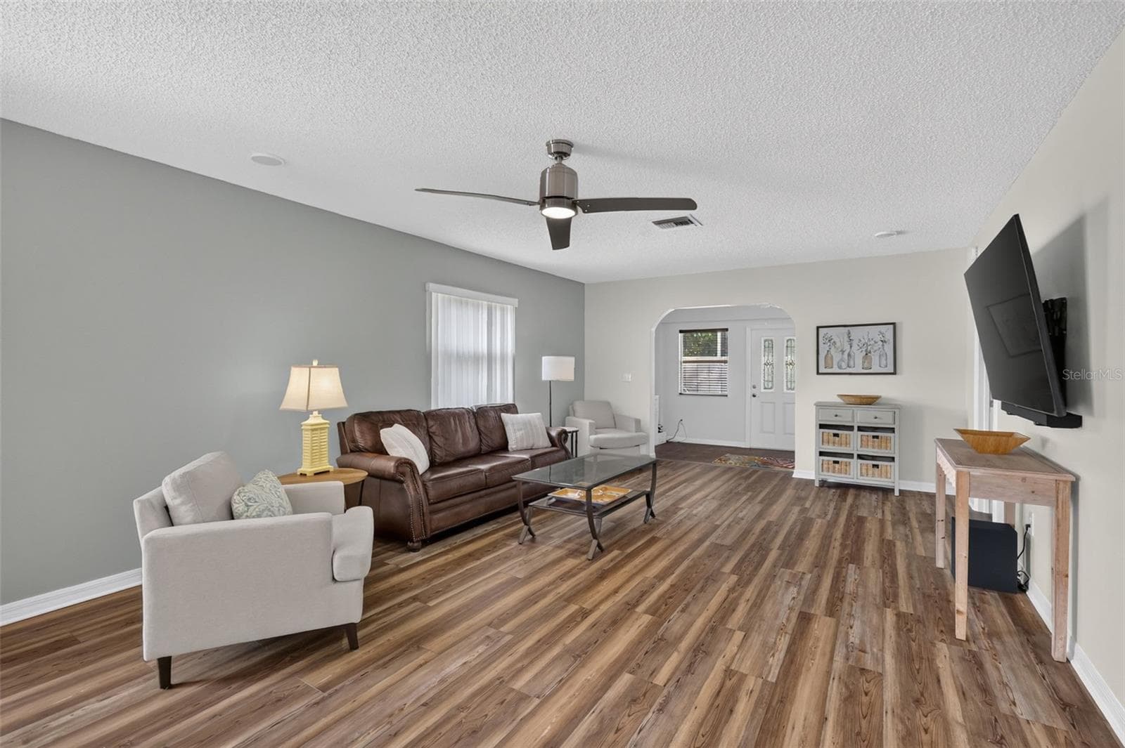 Living Room - 1717 FRANCISCO ST, THE VILLAGES