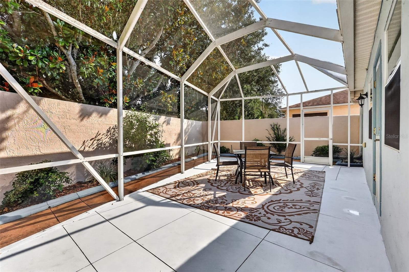 Spacious 22'x16' Birdcage - 1717 FRANCISCO ST, THE VILLAGES