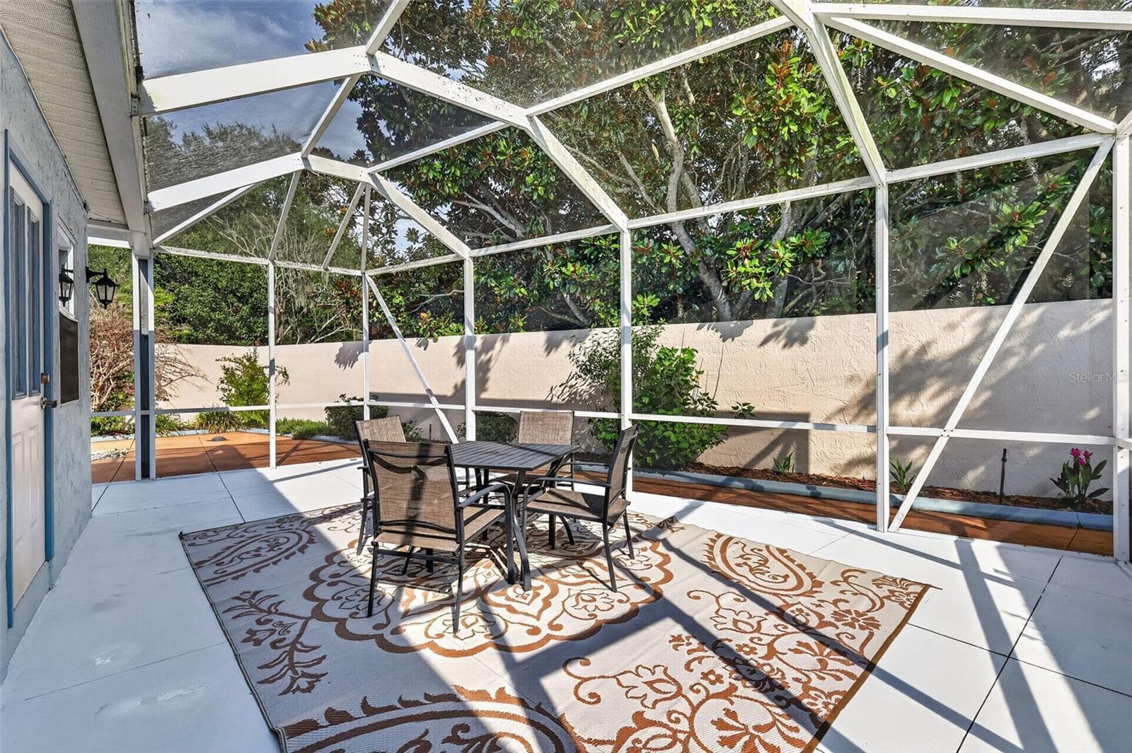 Spacious 22'x16' Birdcage - 1717 FRANCISCO ST, THE VILLAGES