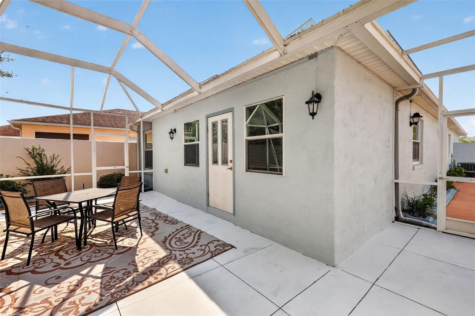 Spacious 22'x16' Birdcage - 1717 FRANCISCO ST, THE VILLAGES