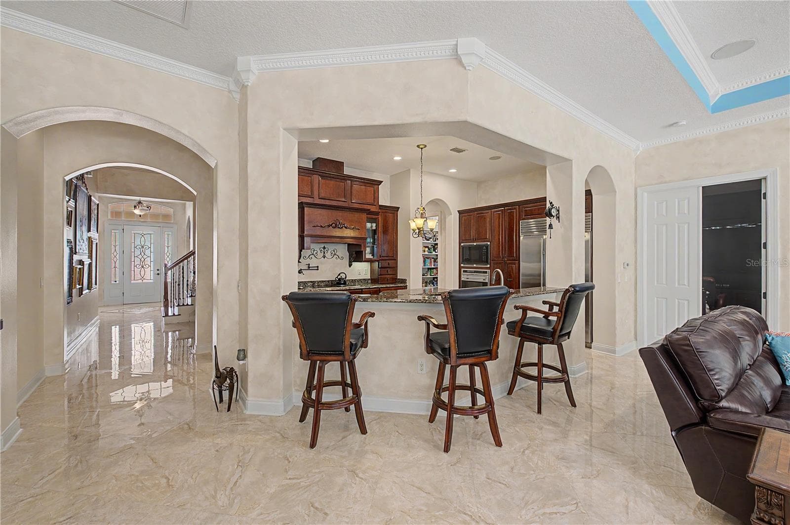 Breakfast Bar - 21246 QUIET HAVEN CT, LAND O LAKES