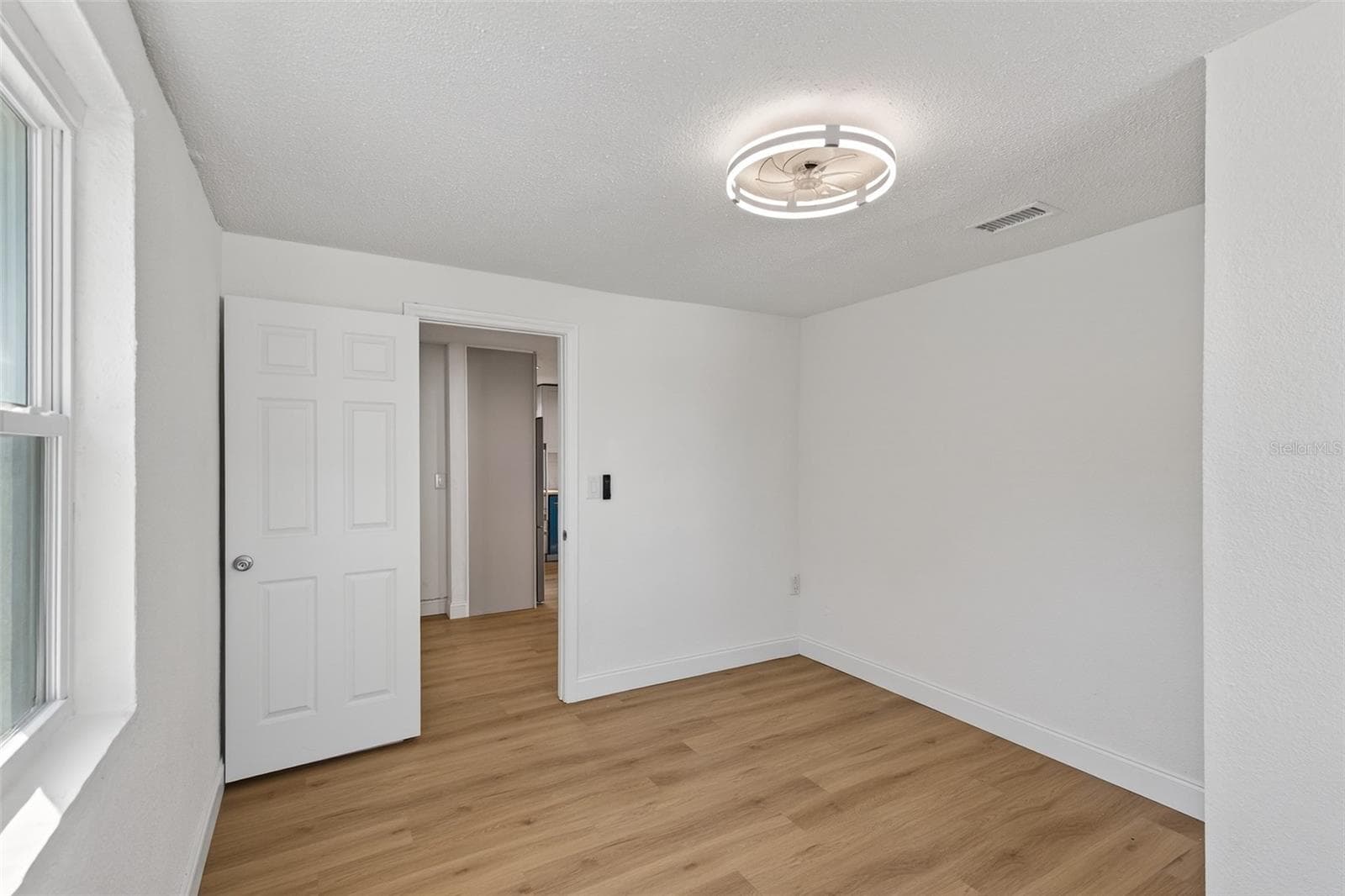 Single Family Residence at 4545 12TH AVE S, ST PETERSBURG, photo 18 of 37