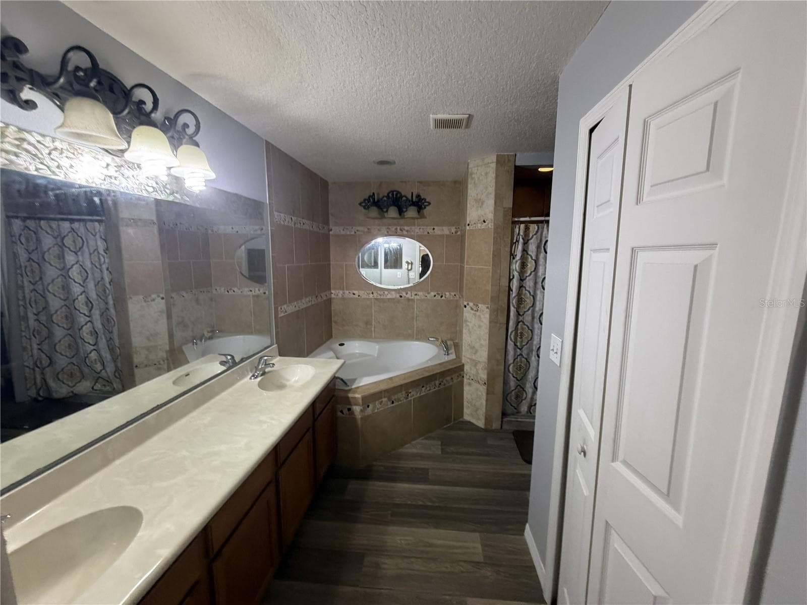 Single Family Residence at 426 BAR CT, POINCIANA, photo 37 of 44