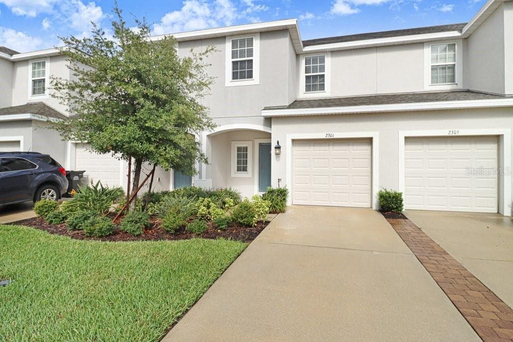Townhouse at 2301 ALEE LN, WESLEY CHAPEL, photo 2 of 39