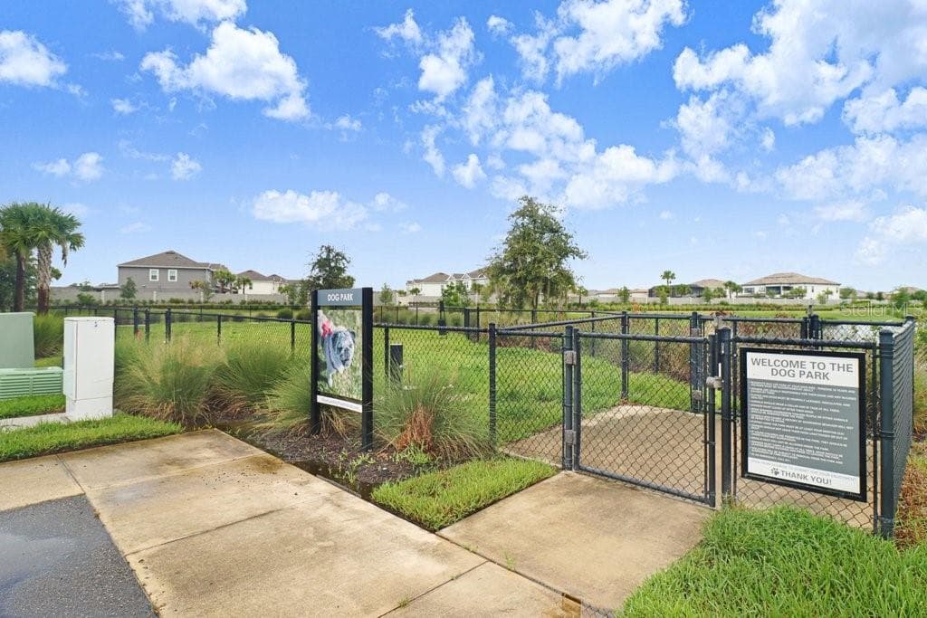 Townhouse at 2301 ALEE LN, WESLEY CHAPEL, photo 23 of 39