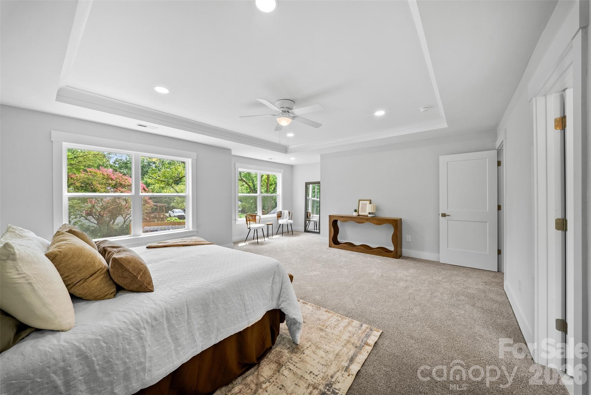 Single Family Residence at 170 Silver Creek Drive, Concord, photo 13 of 41