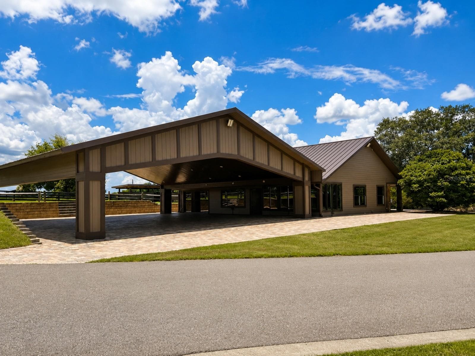 Single Family Residence at 6820 COUNTY ROAD 561, CLERMONT, photo 4 of 38