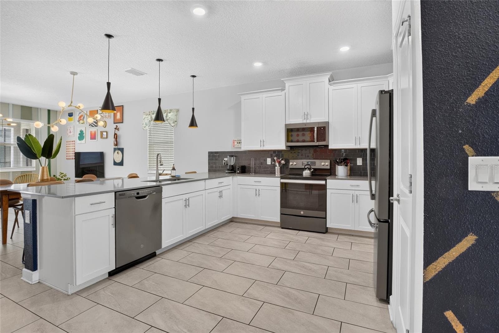Single Family Residence at 4536 TARGET BLVD, KISSIMMEE, photo 9 of 73