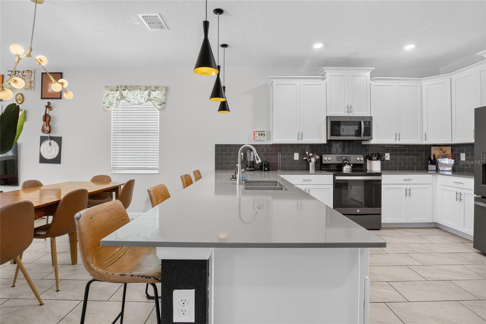 Single Family Residence at 4536 TARGET BLVD, KISSIMMEE, photo 11 of 73