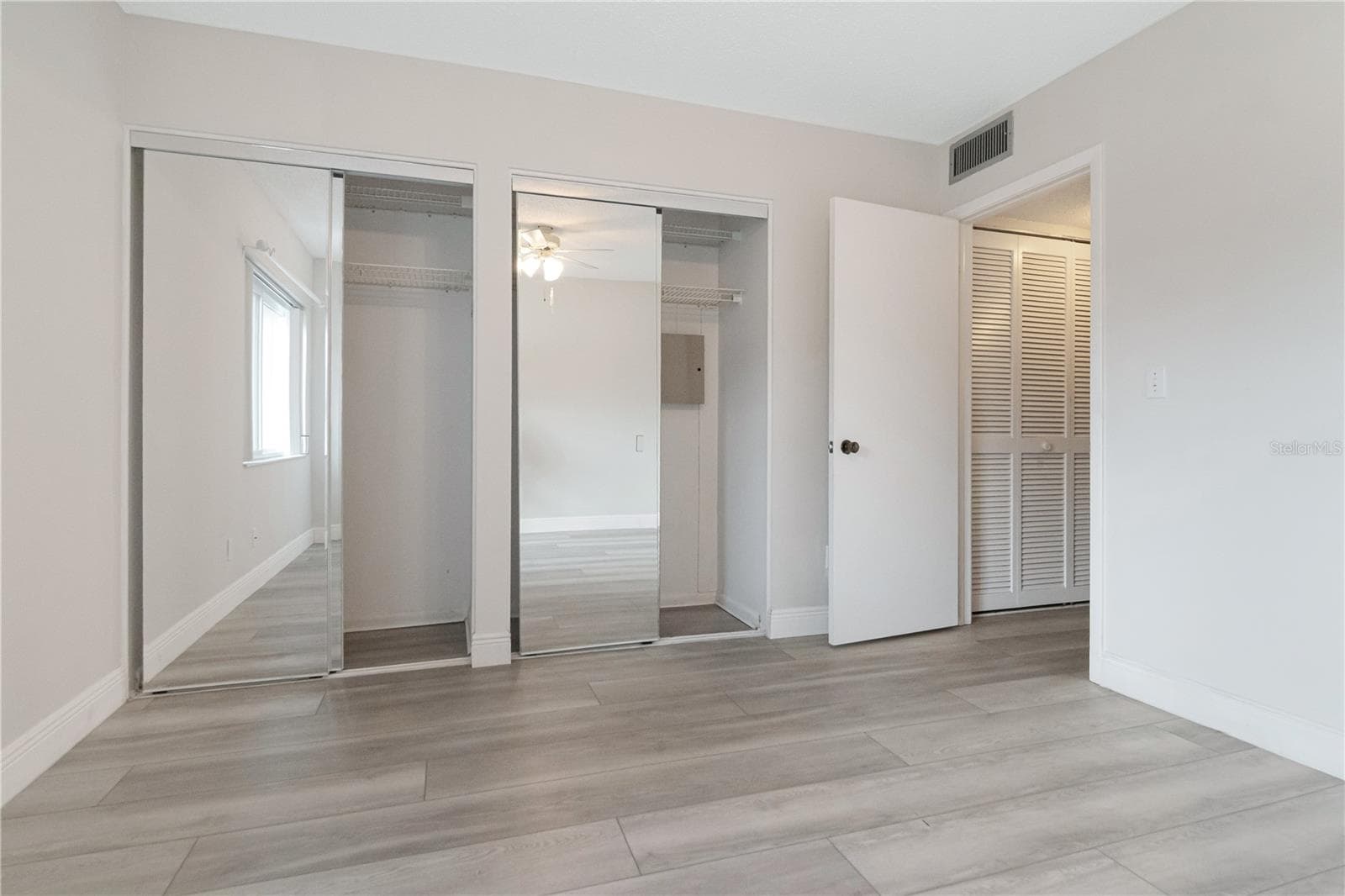 Townhouse at 2655 BARKSDALE CT, CLEARWATER, photo 18 of 37