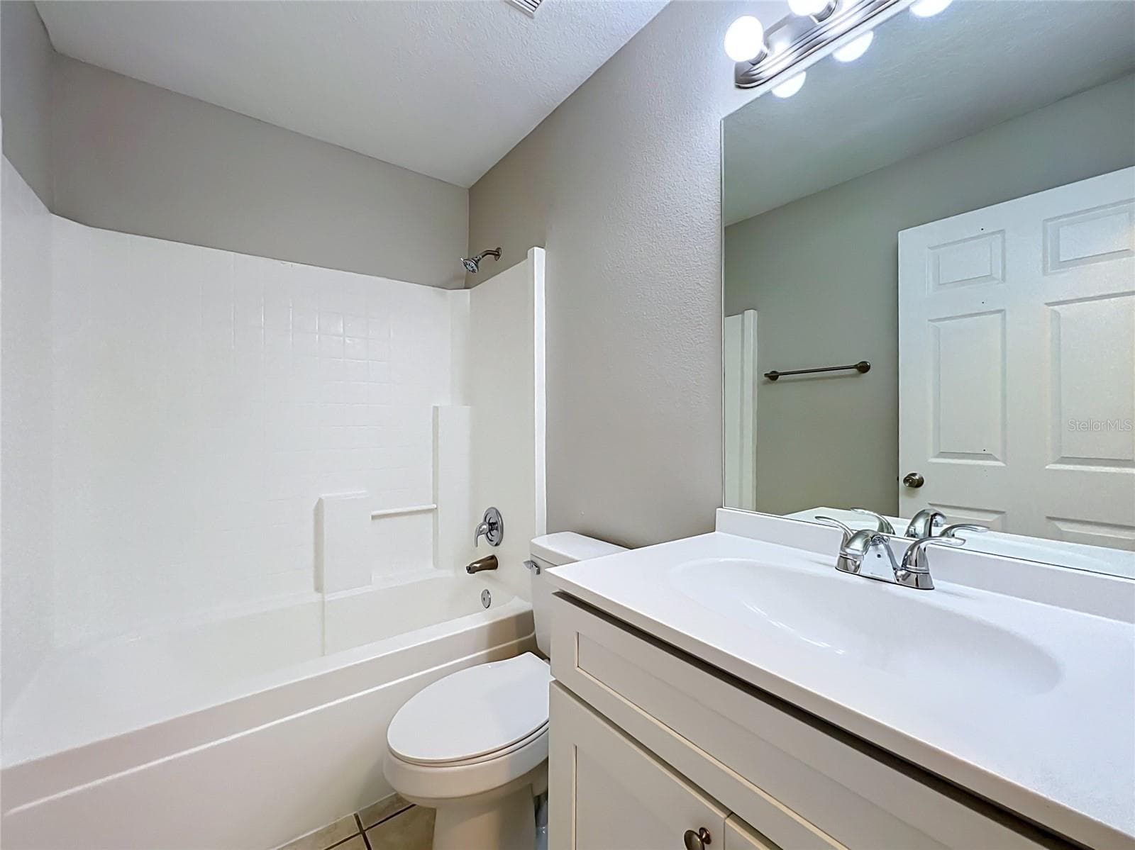 Single Family Residence at 1005 WINDING WATER WAY, CLERMONT, photo 13 of 25