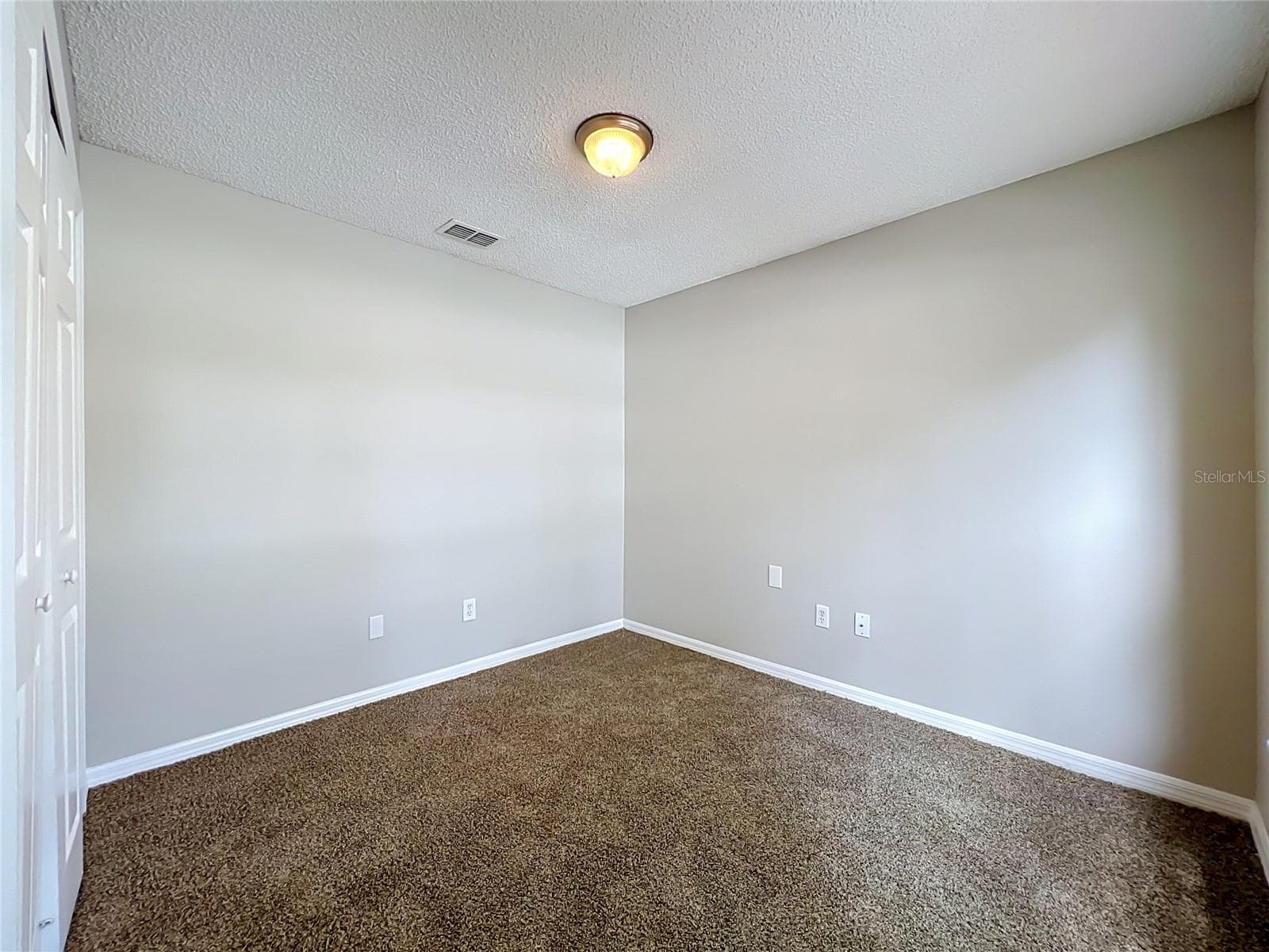 Single Family Residence at 1005 WINDING WATER WAY, CLERMONT, photo 14 of 25