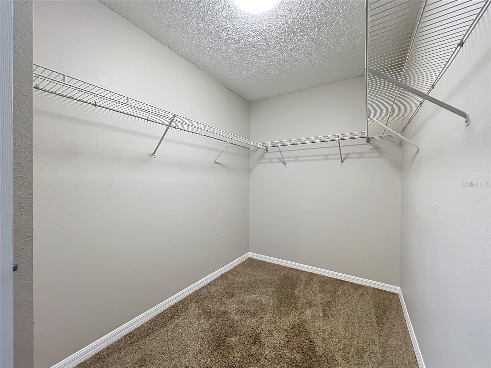 Single Family Residence at 1005 WINDING WATER WAY, CLERMONT, photo 18 of 25