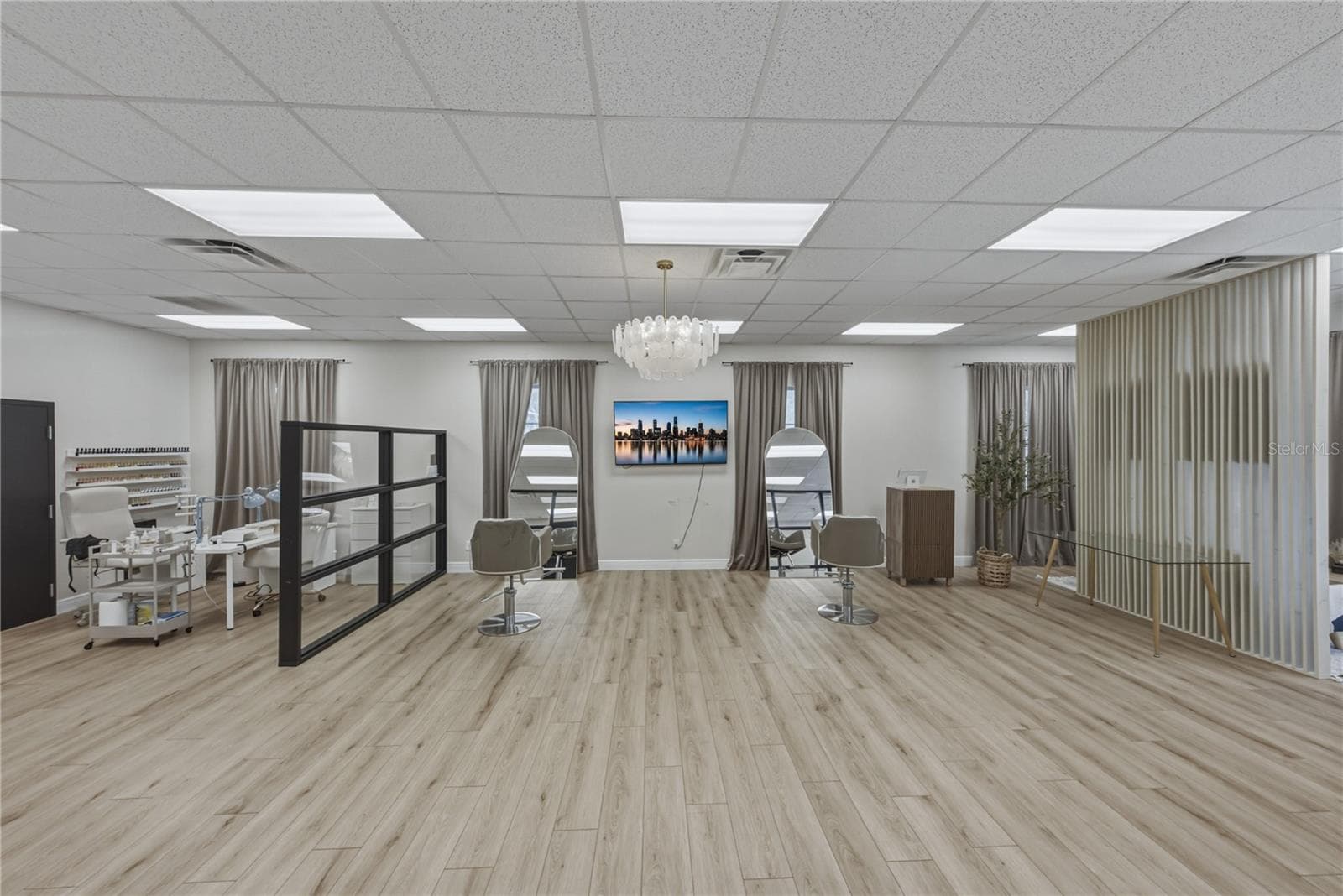 Suite 2 - 1214 W REYNOLDS ST #1, PLANT CITY