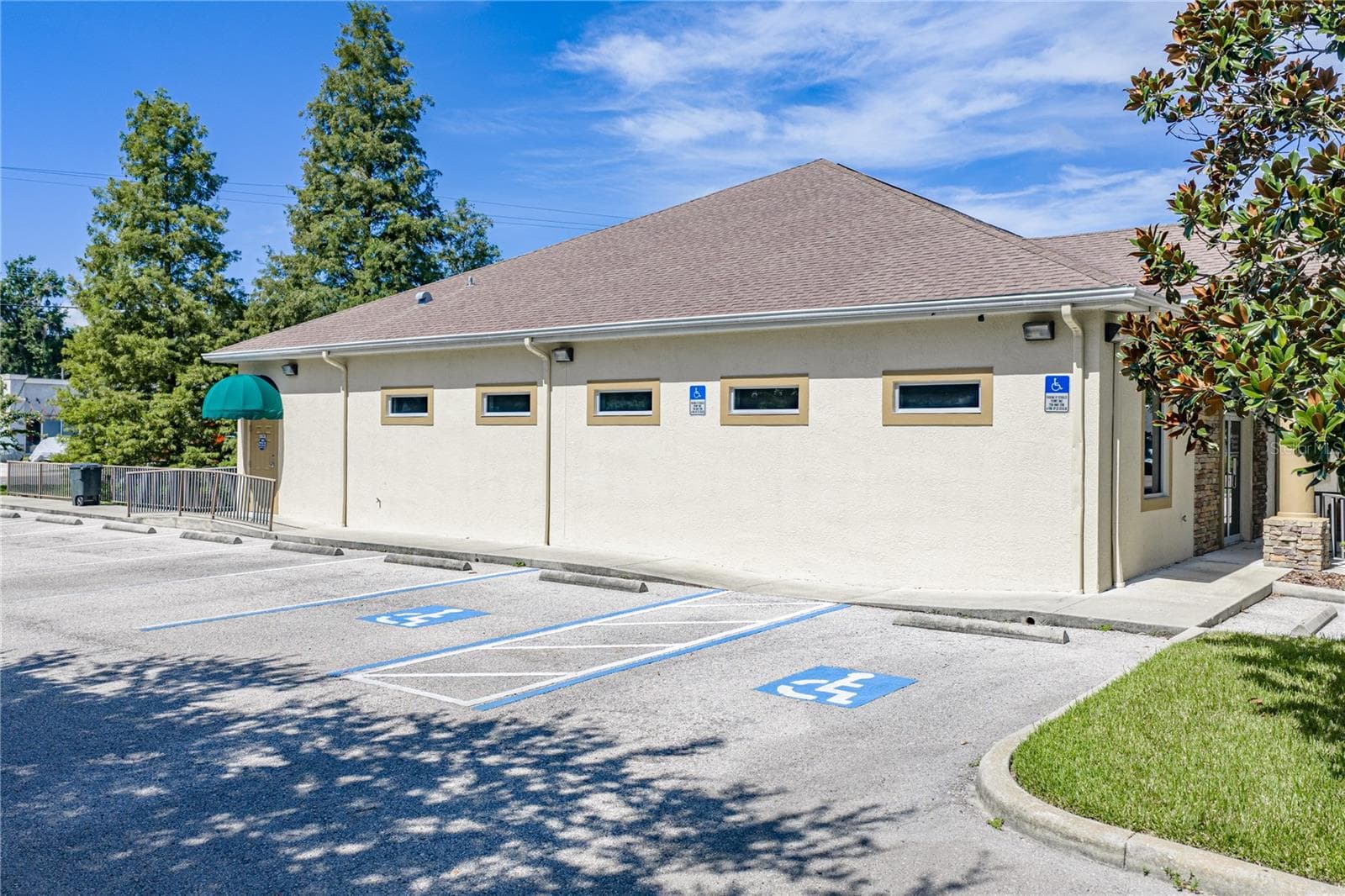 Office at 1214 W REYNOLDS ST #1, PLANT CITY, photo 39 of 57