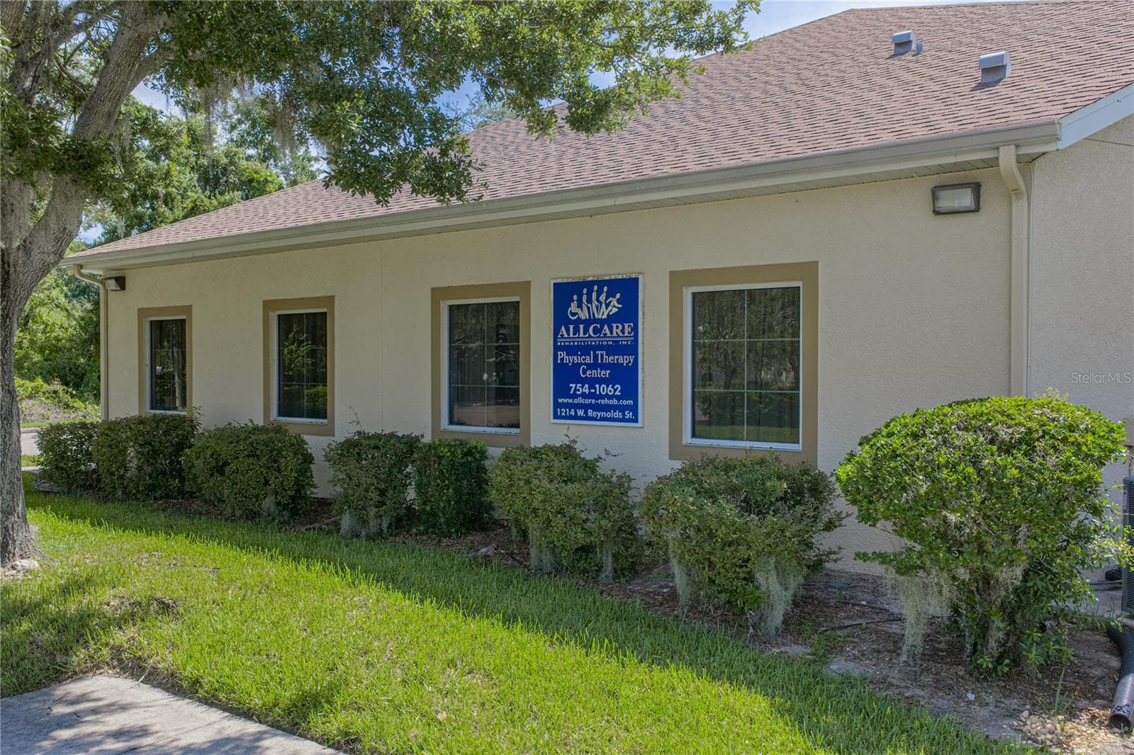 Office at 1214 W REYNOLDS ST #1, PLANT CITY, photo 48 of 57