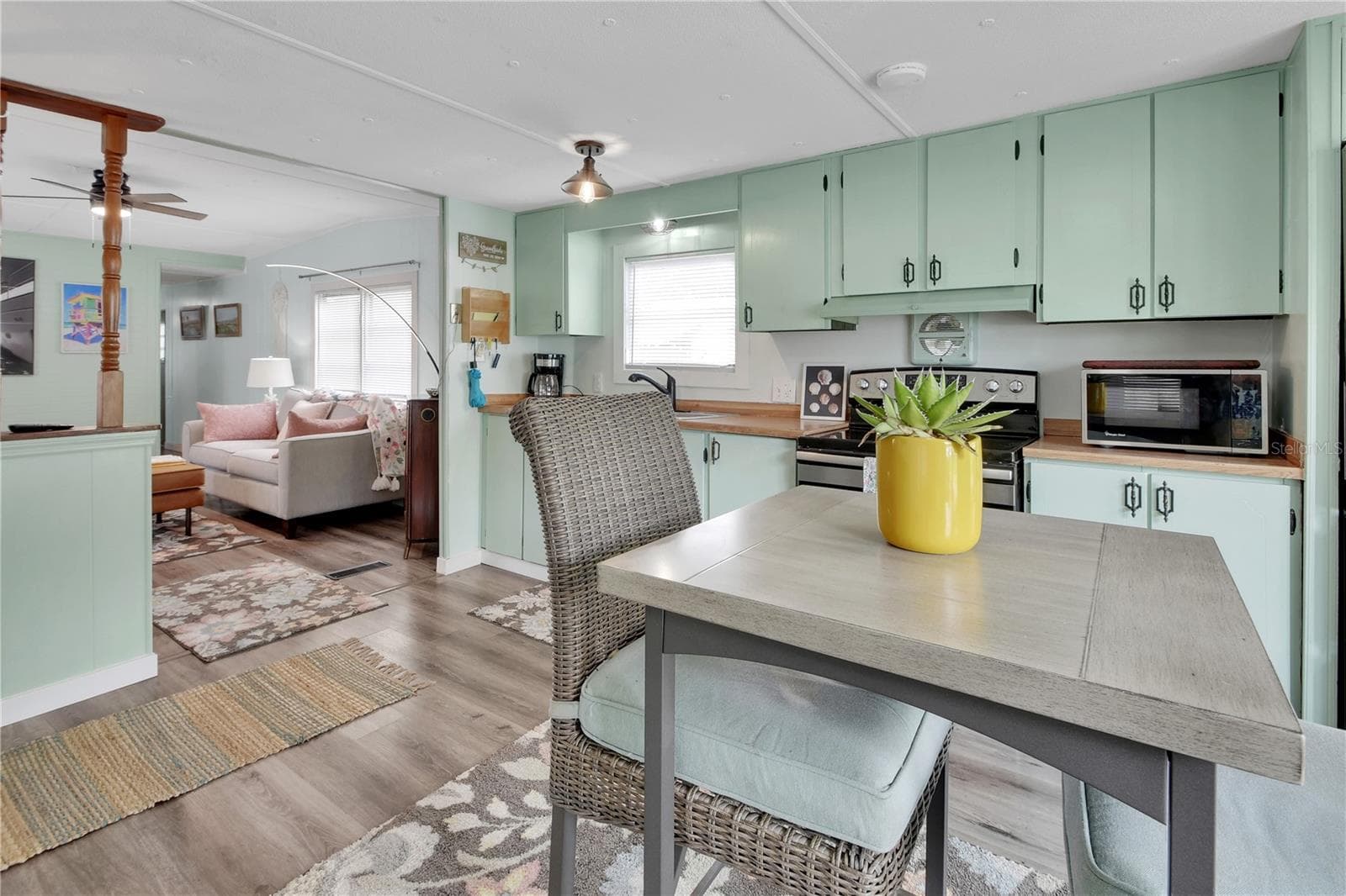 Mobile Home at 109 CYPRESS DR, DEBARY, photo 9 of 50
