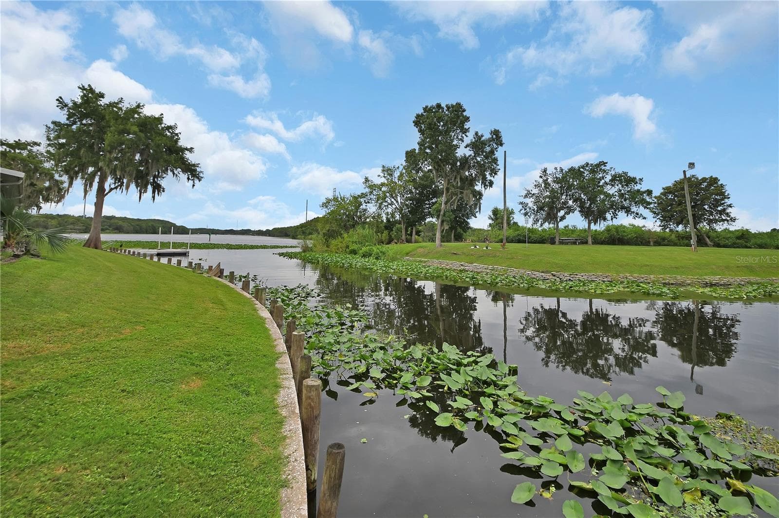 Mobile Home at 109 CYPRESS DR, DEBARY, photo 39 of 50