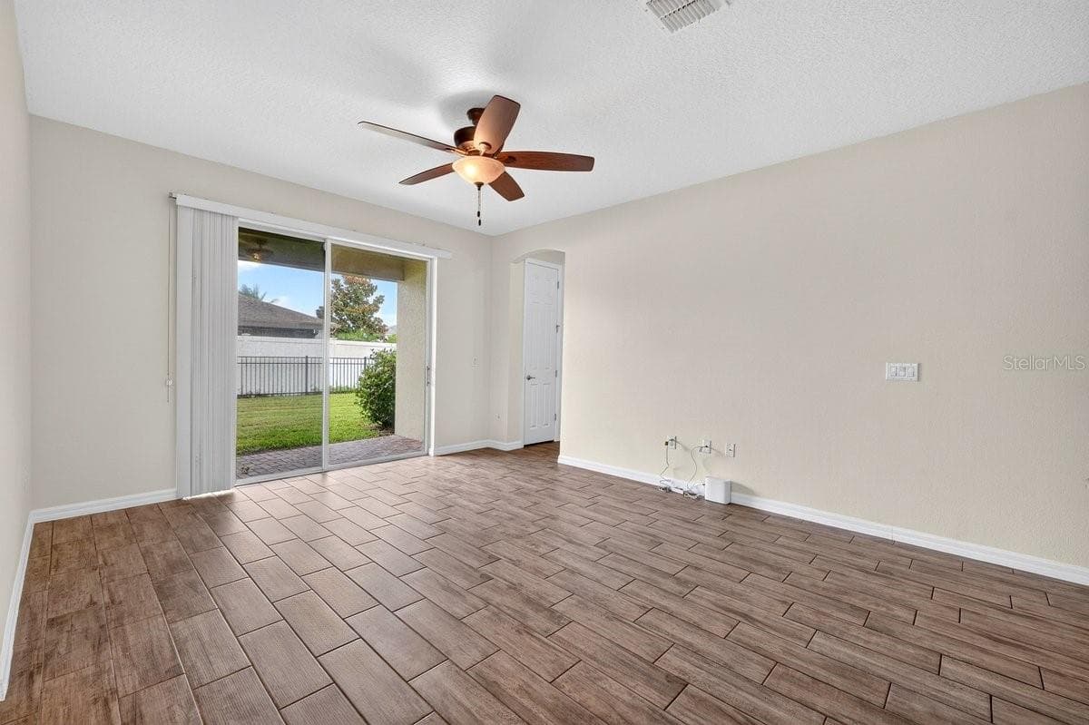 Single Family Residence at 3833 LOON LN, SANFORD, photo 4 of 33