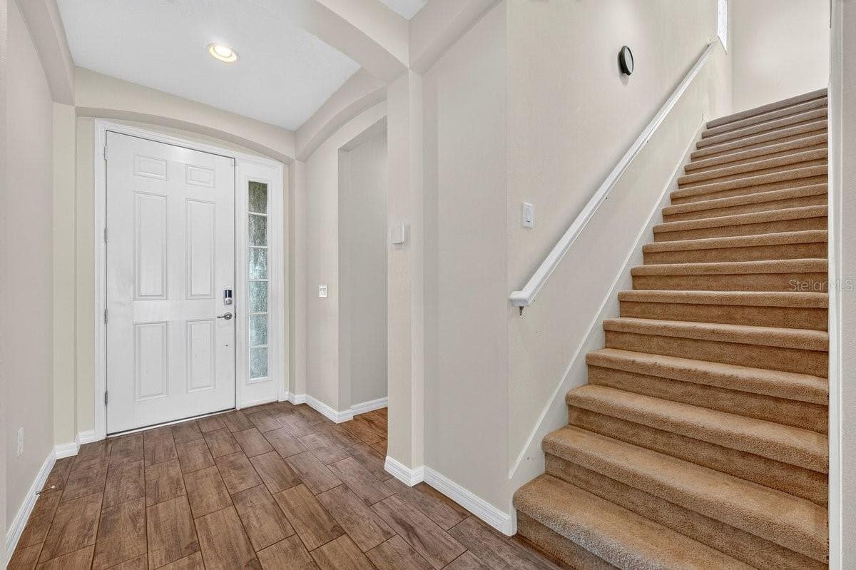 Single Family Residence at 3833 LOON LN, SANFORD, photo 5 of 33