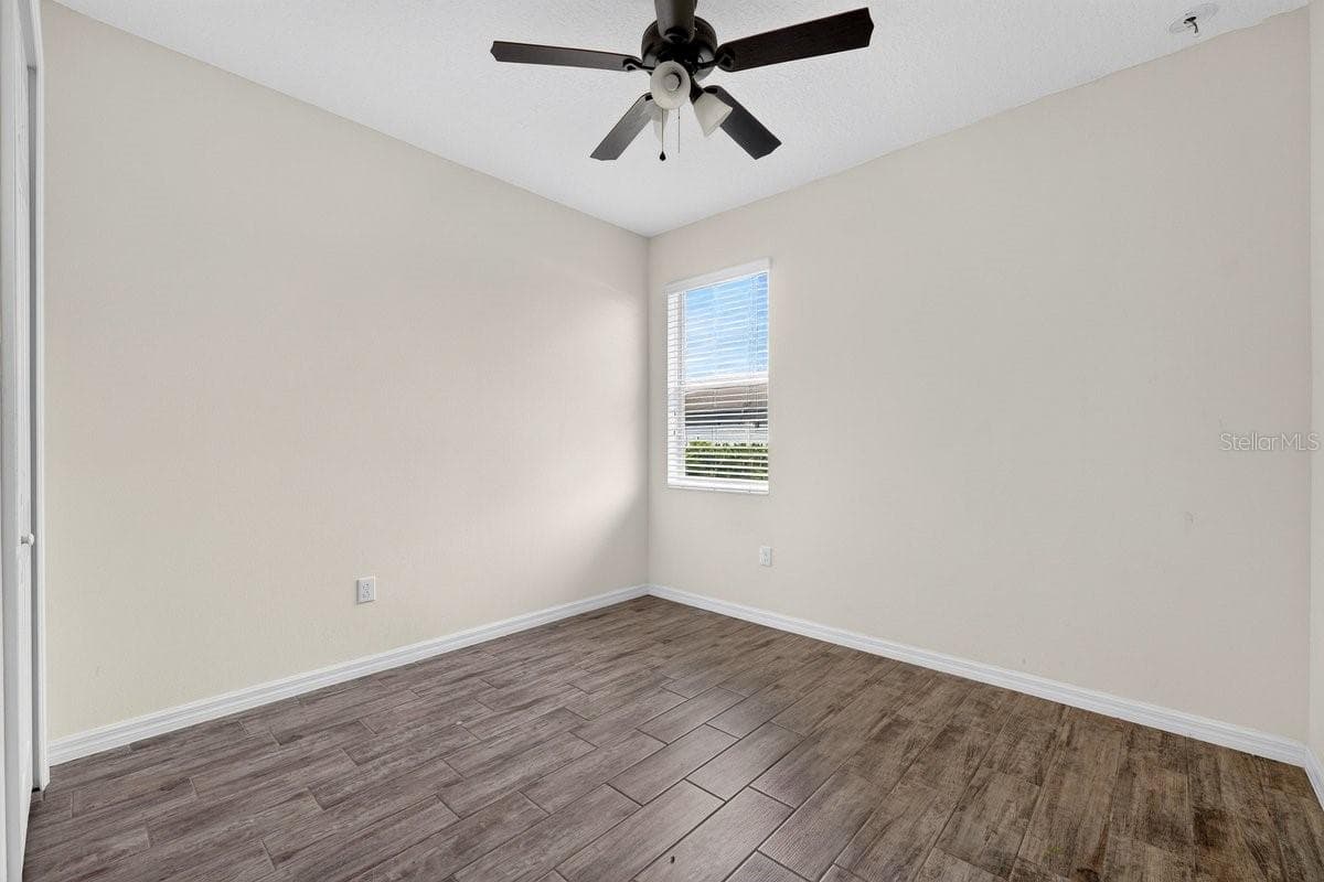 Single Family Residence at 3833 LOON LN, SANFORD, photo 18 of 33