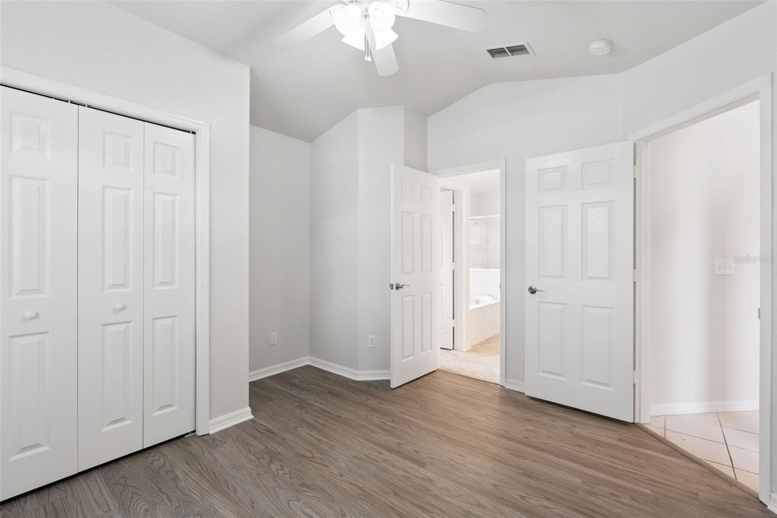 Single Family Residence at 5483 GLEN OAK PL, SANFORD, photo 15 of 29