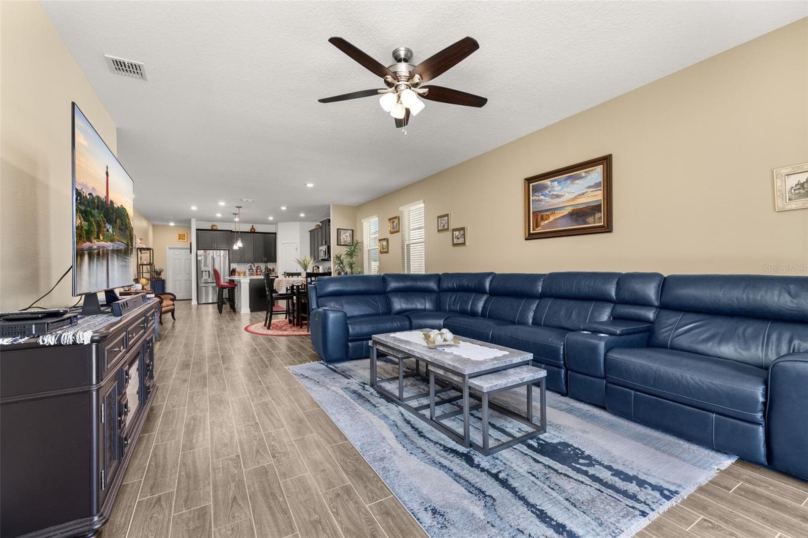 Single Family Residence at 1739 GOOD NEIGHBOR LOOP, KISSIMMEE, photo 6 of 42