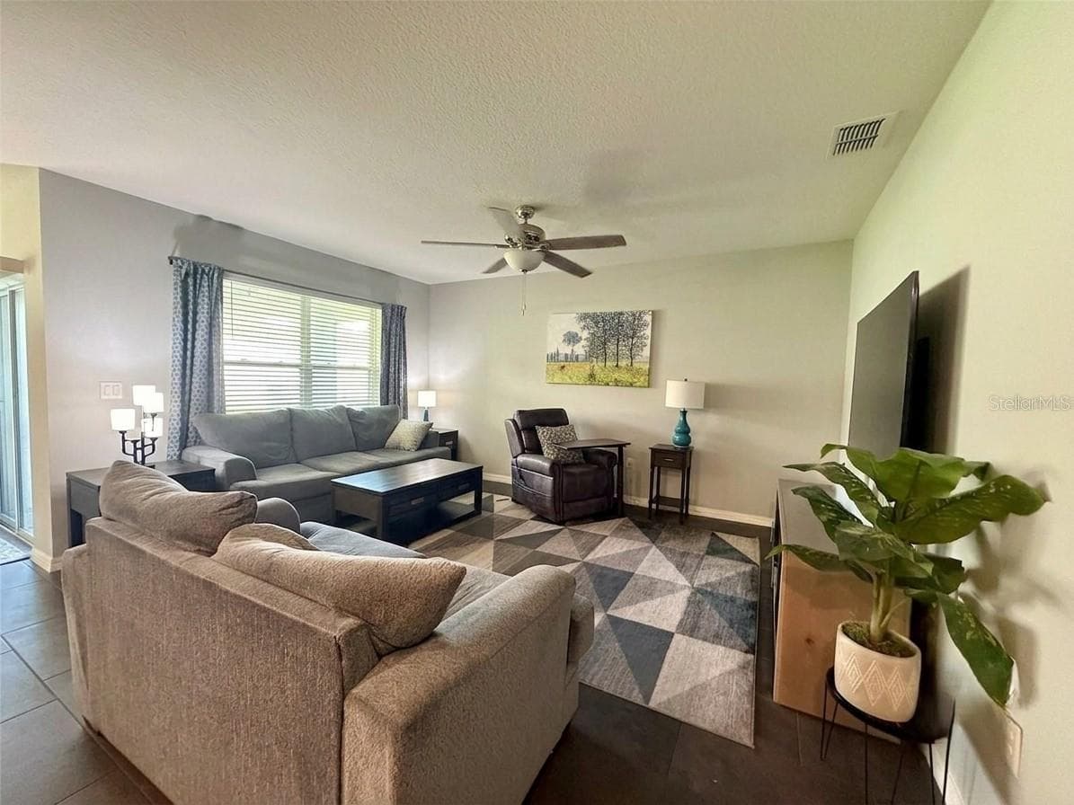 Single Family Residence at 257 MEADOWBROOK BLVD, WINTER HAVEN, photo 9 of 35