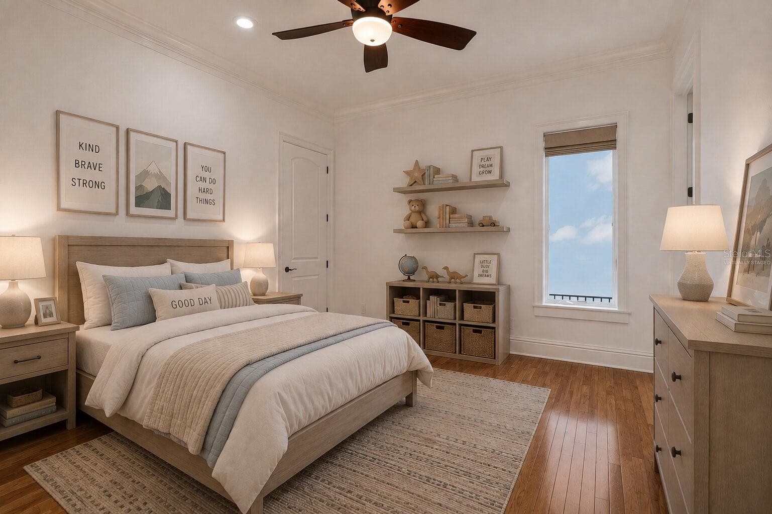 Virtually Staged - 5211 W NEPTUNE WAY, TAMPA