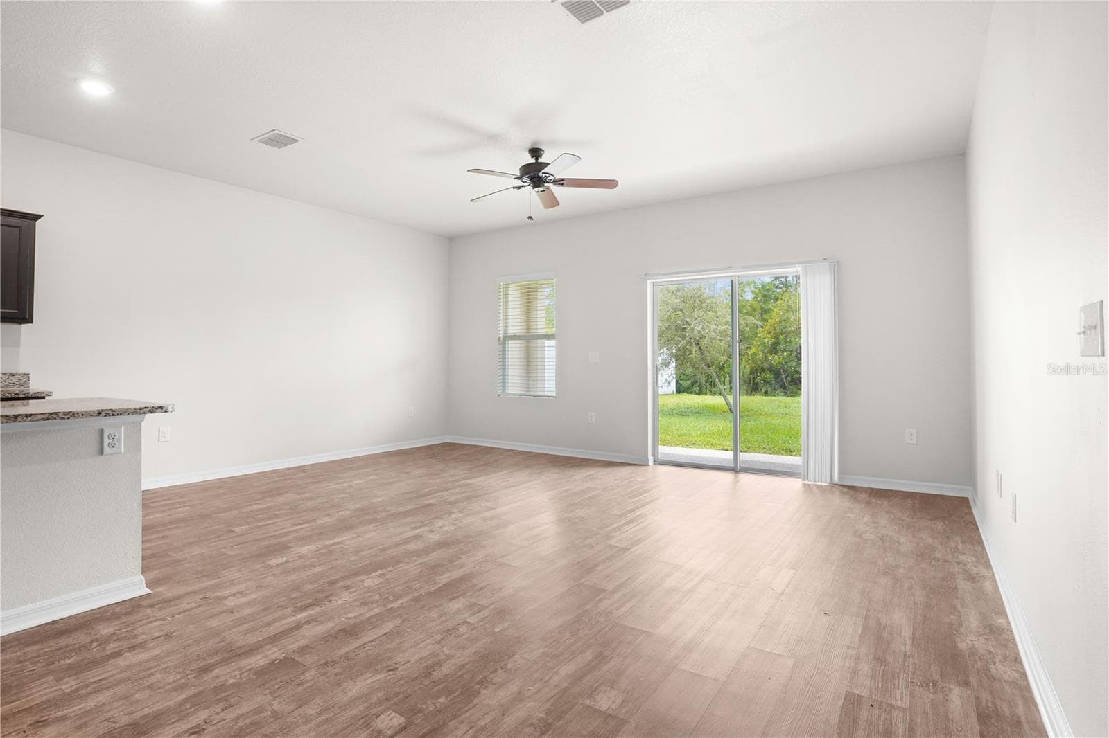 Single Family Residence at 3004 NEVERLAND DR, NEW SMYRNA BEACH, photo 7 of 38