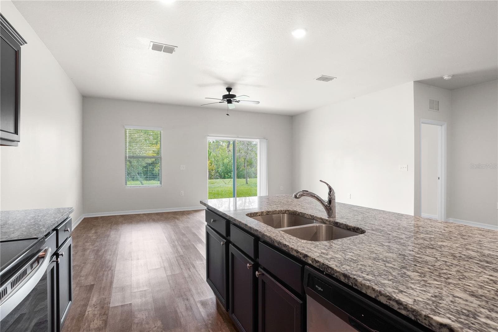 Single Family Residence at 3004 NEVERLAND DR, NEW SMYRNA BEACH, photo 12 of 38