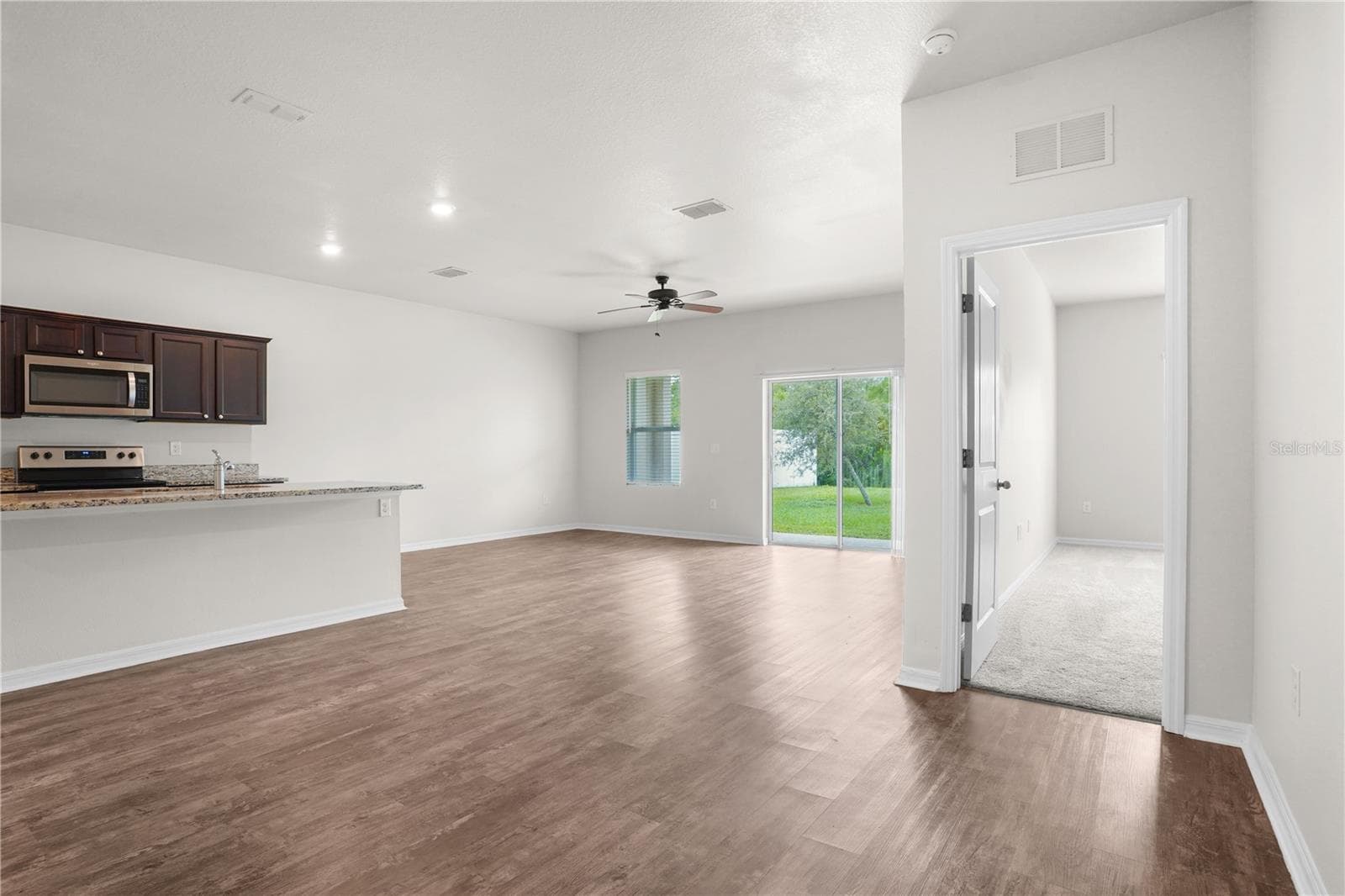 Single Family Residence at 3004 NEVERLAND DR, NEW SMYRNA BEACH, photo 14 of 38