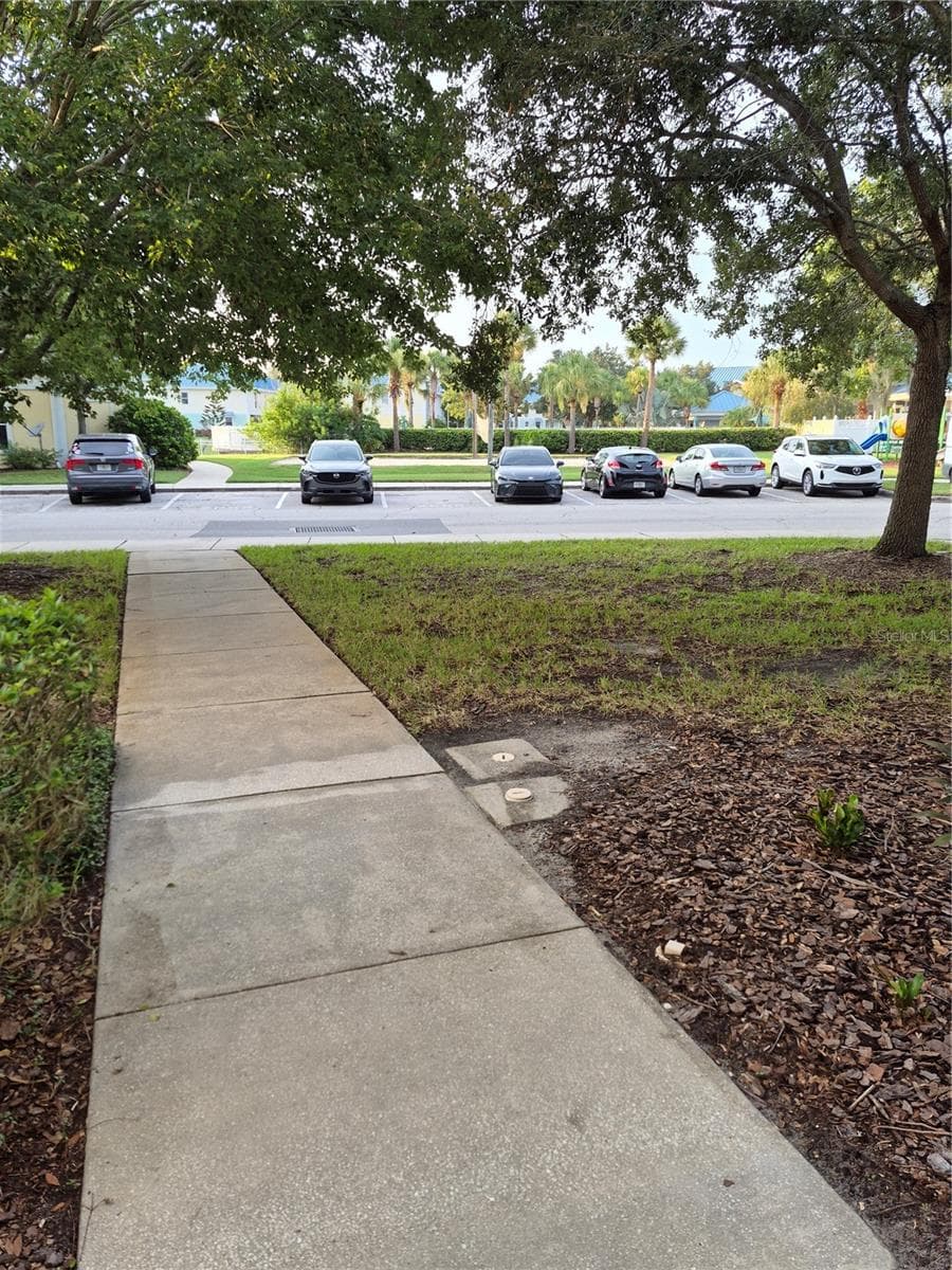Community Parking Area - 2080 HERITAGE KEY BLVD, KISSIMMEE