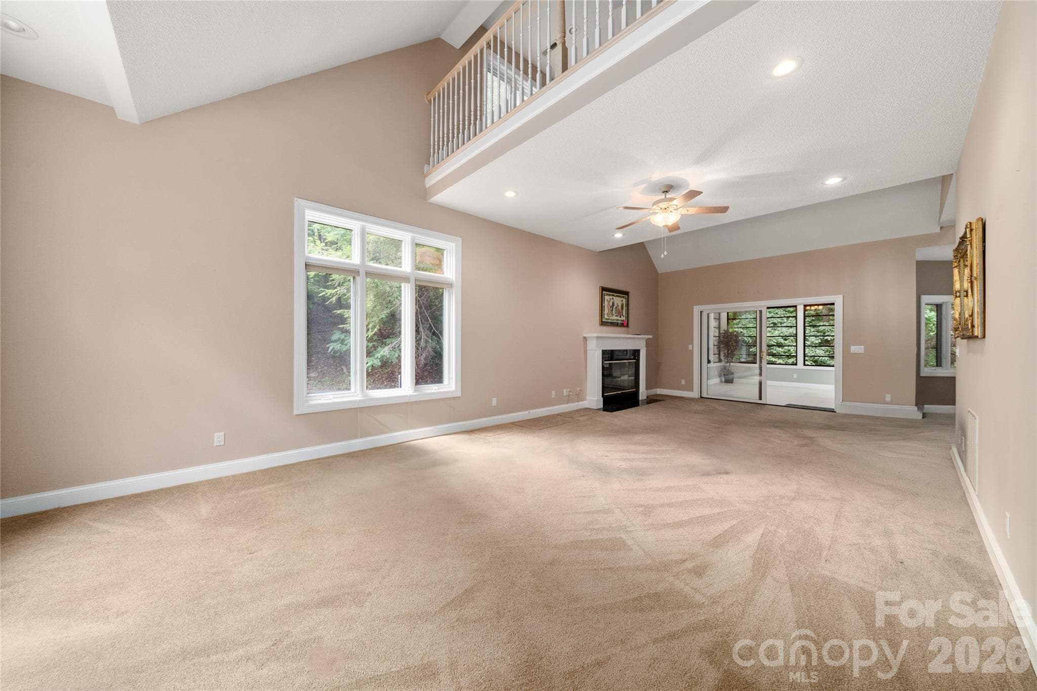 Family room main floor - 136 Rumbling Bald Road, Lake Lure