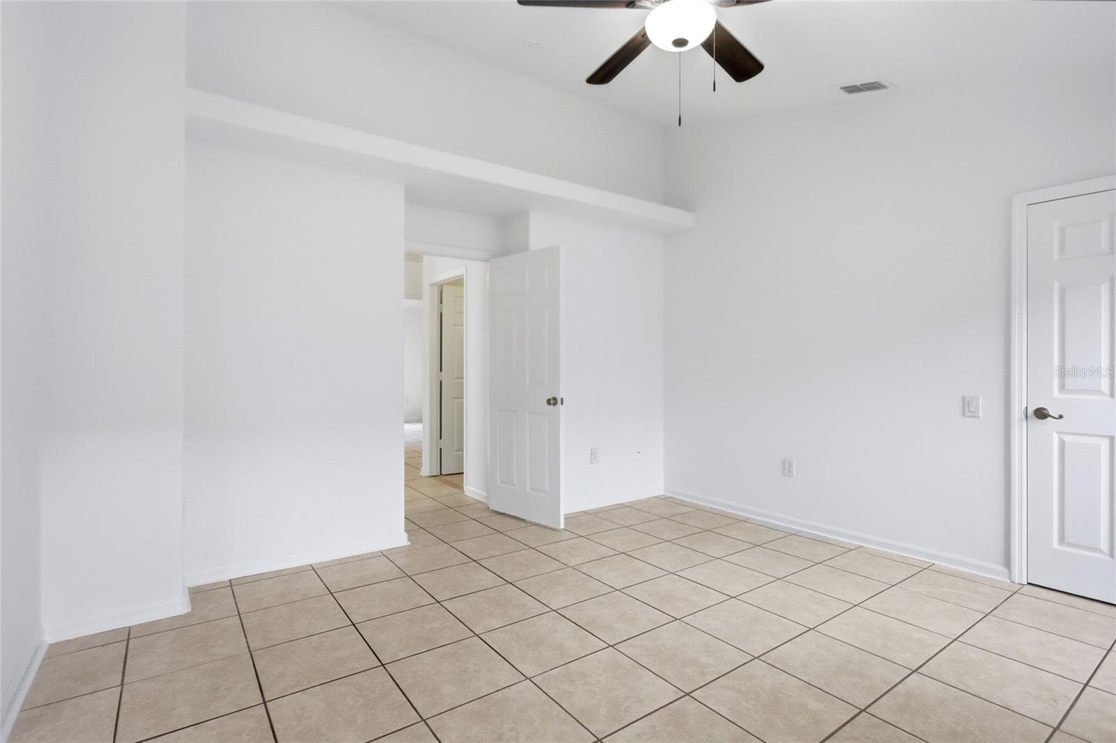 Single Family Residence at 3145 STONEHURST CIR, KISSIMMEE, photo 16 of 45