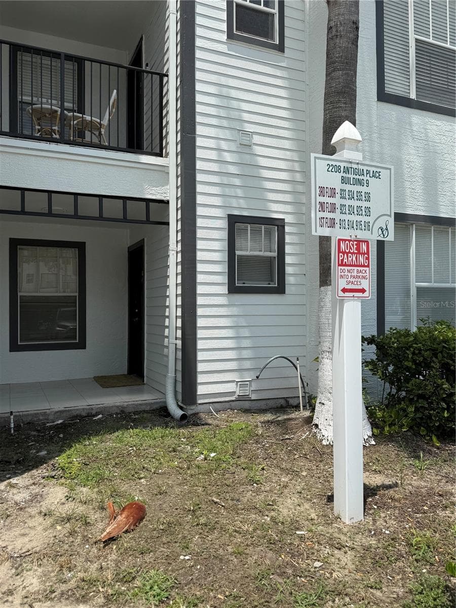 Condominium at 2208 ANTIGUA PL #914, KISSIMMEE, photo 2 of 35