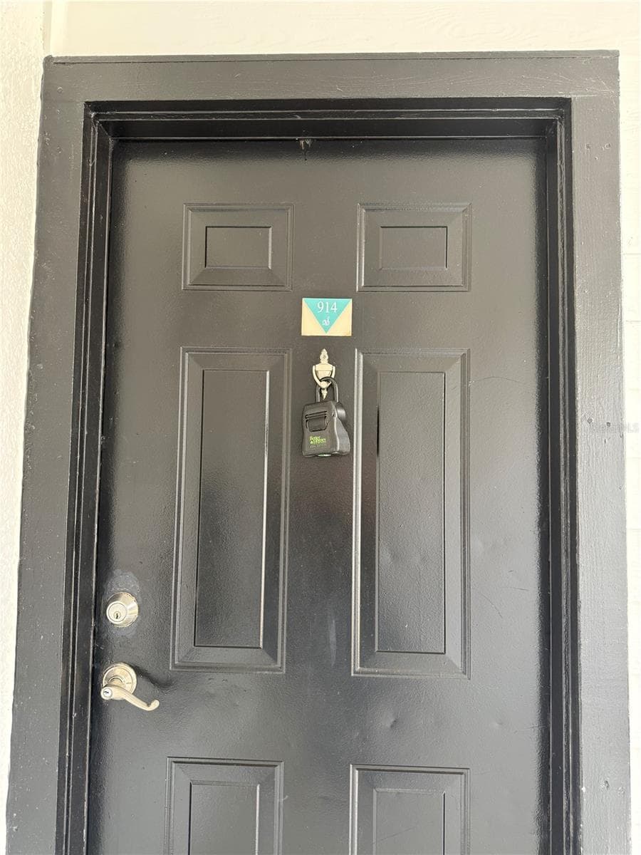 Condominium at 2208 ANTIGUA PL #914, KISSIMMEE, photo 6 of 35