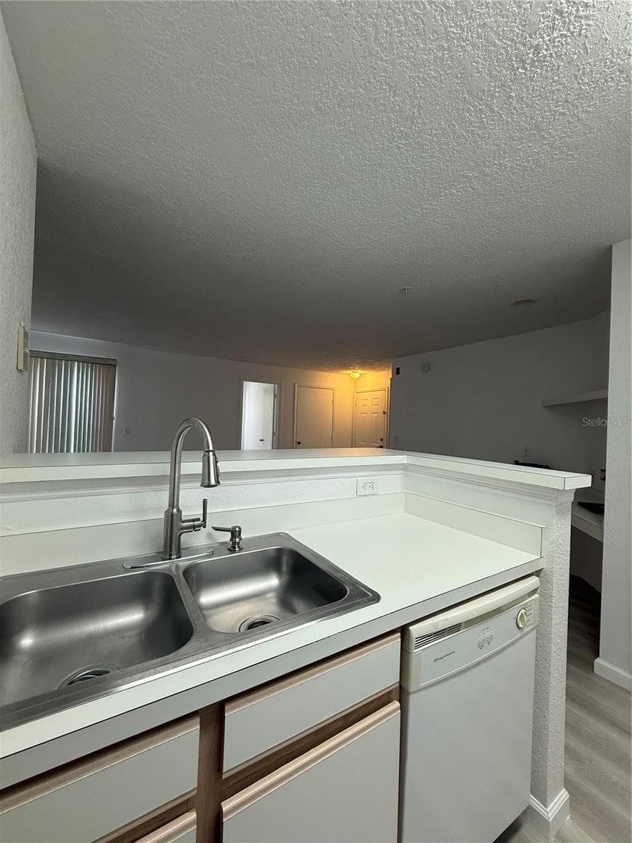 Condominium at 2208 ANTIGUA PL #914, KISSIMMEE, photo 19 of 35