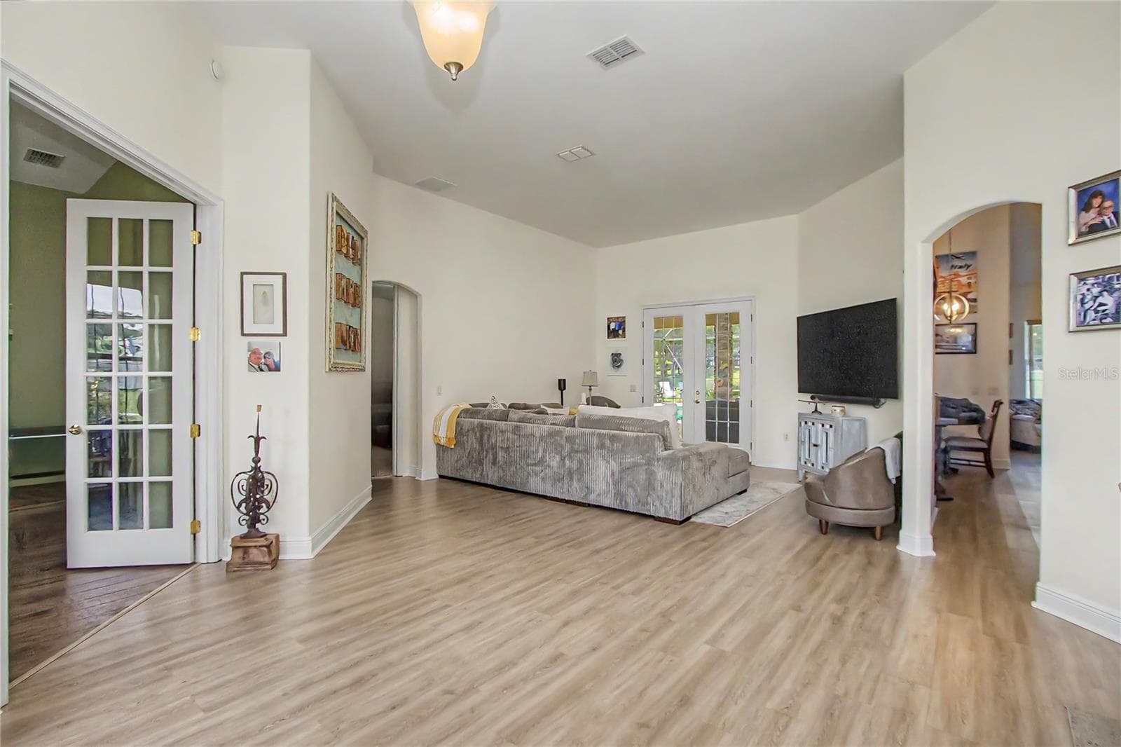 Single Family Residence at 8840 SE 70 TERR, OCALA, photo 15 of 33