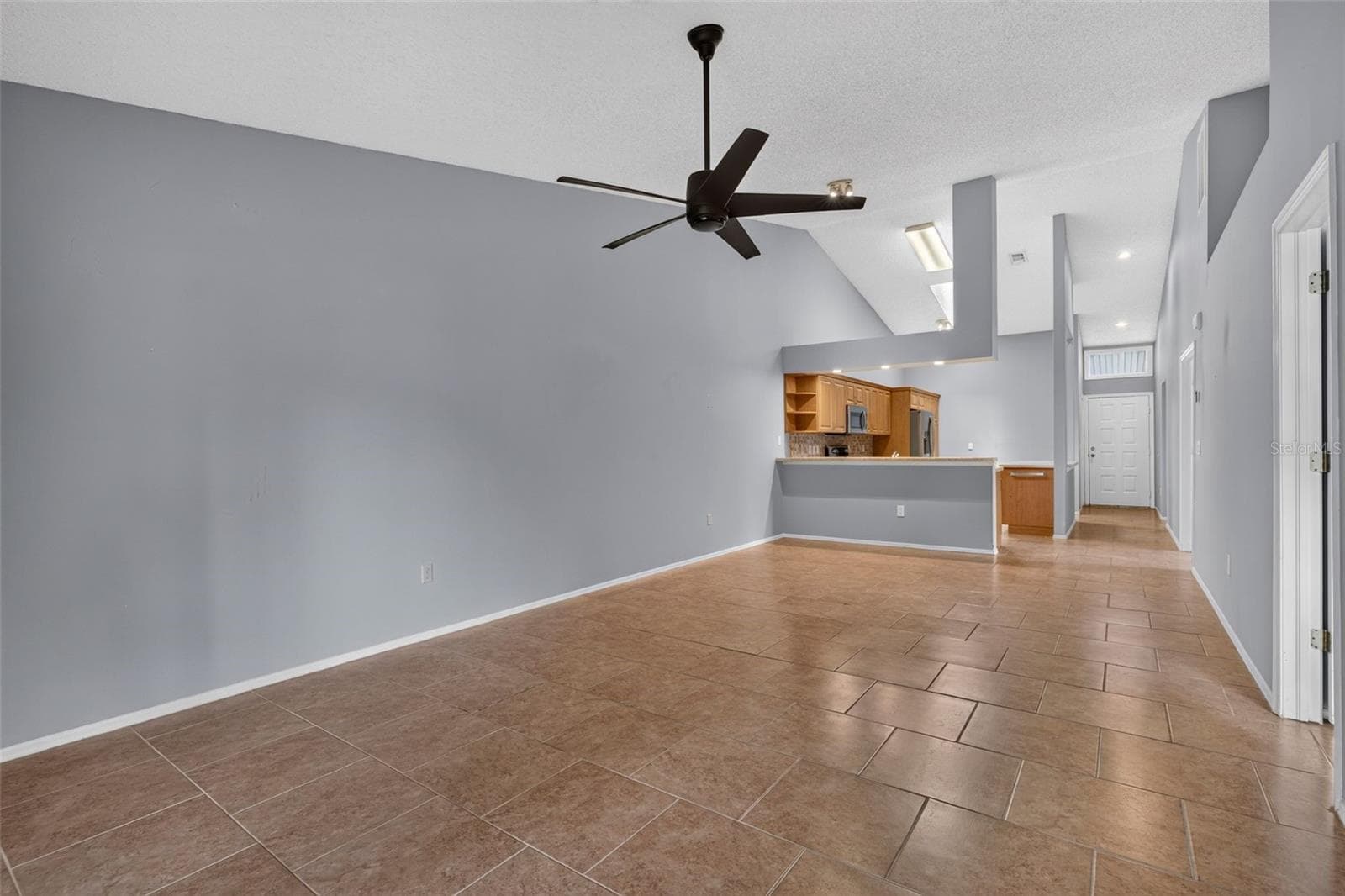 Villa at 39650 US HIGHWAY 19 N #651, TARPON SPRINGS, photo 9 of 55
