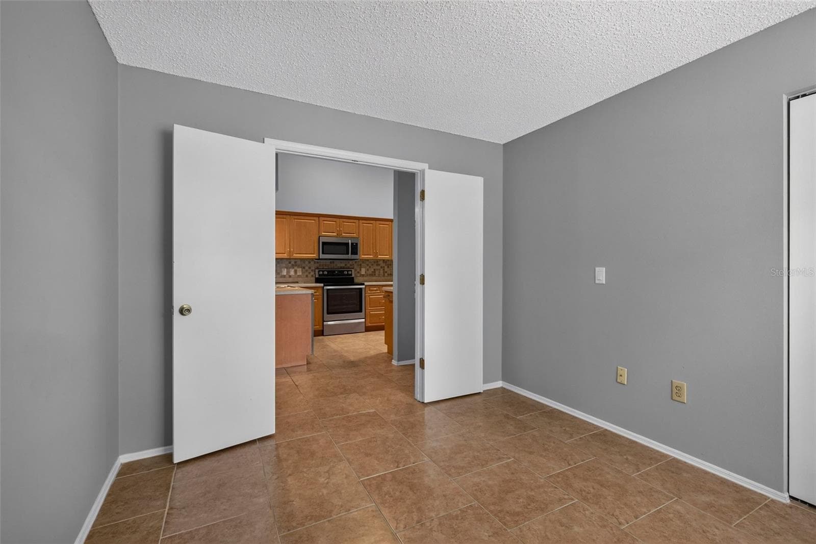 Villa at 39650 US HIGHWAY 19 N #651, TARPON SPRINGS, photo 13 of 55