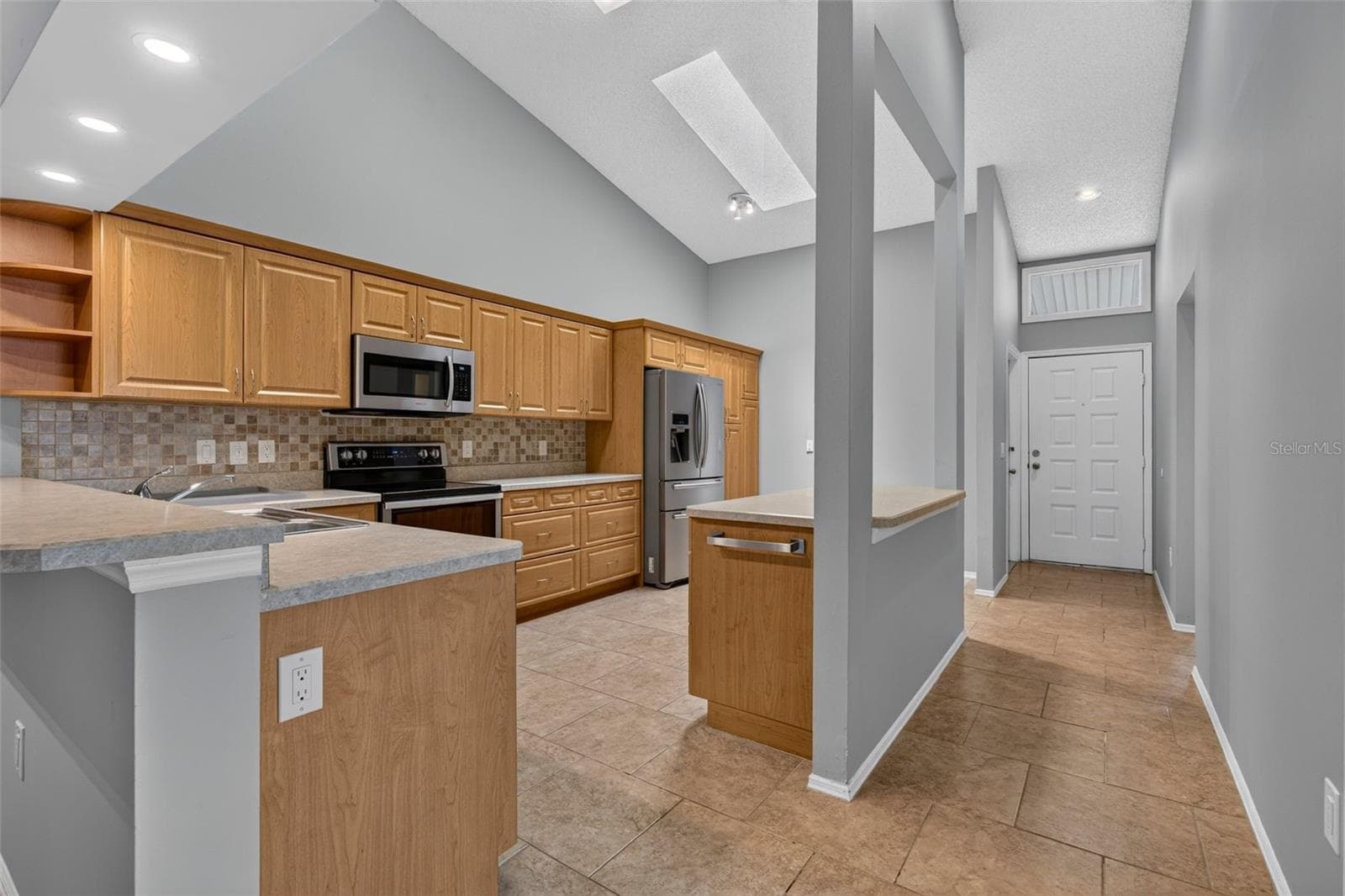 Villa at 39650 US HIGHWAY 19 N #651, TARPON SPRINGS, photo 14 of 55