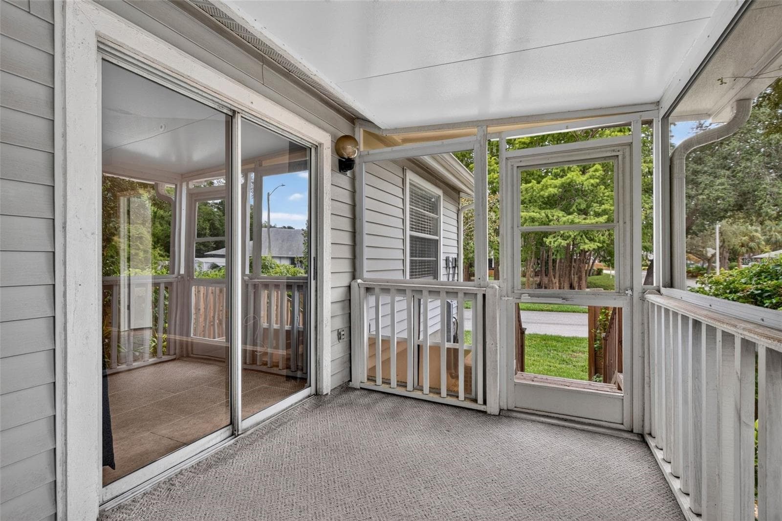 Villa at 39650 US HIGHWAY 19 N #651, TARPON SPRINGS, photo 30 of 55