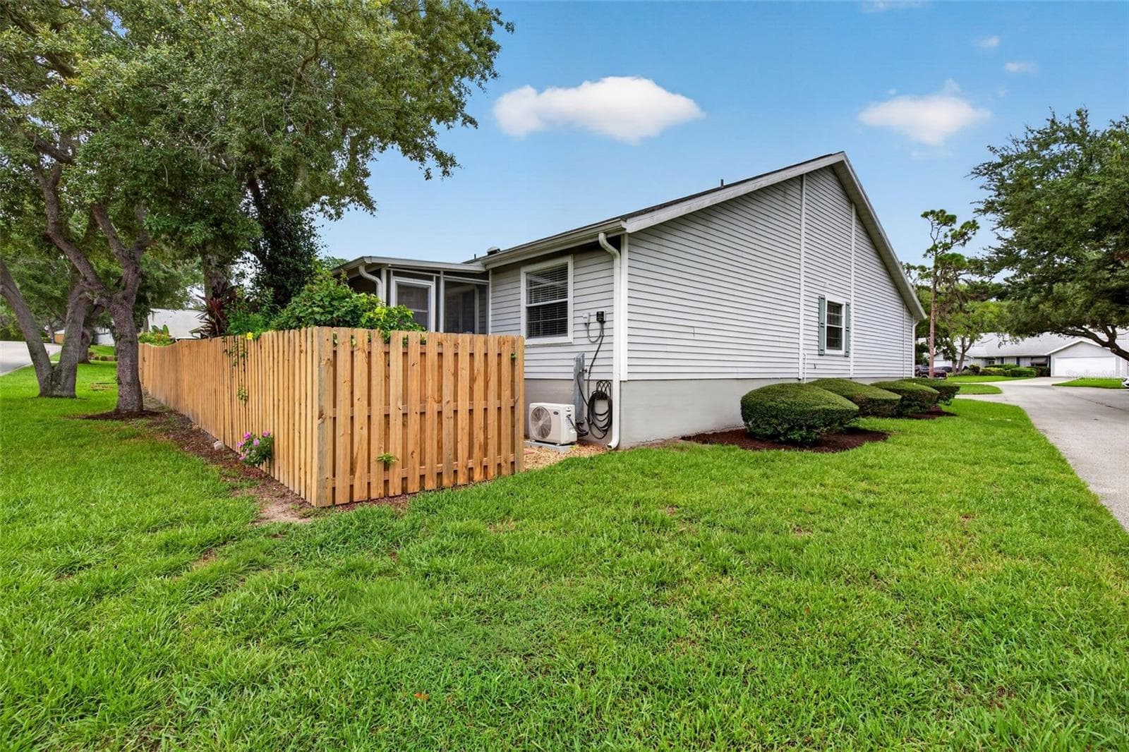 Villa at 39650 US HIGHWAY 19 N #651, TARPON SPRINGS, photo 34 of 55