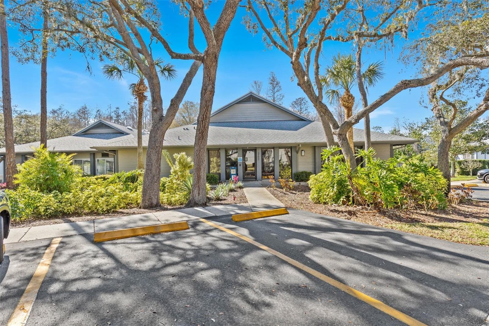 Villa at 39650 US HIGHWAY 19 N #651, TARPON SPRINGS, photo 43 of 55