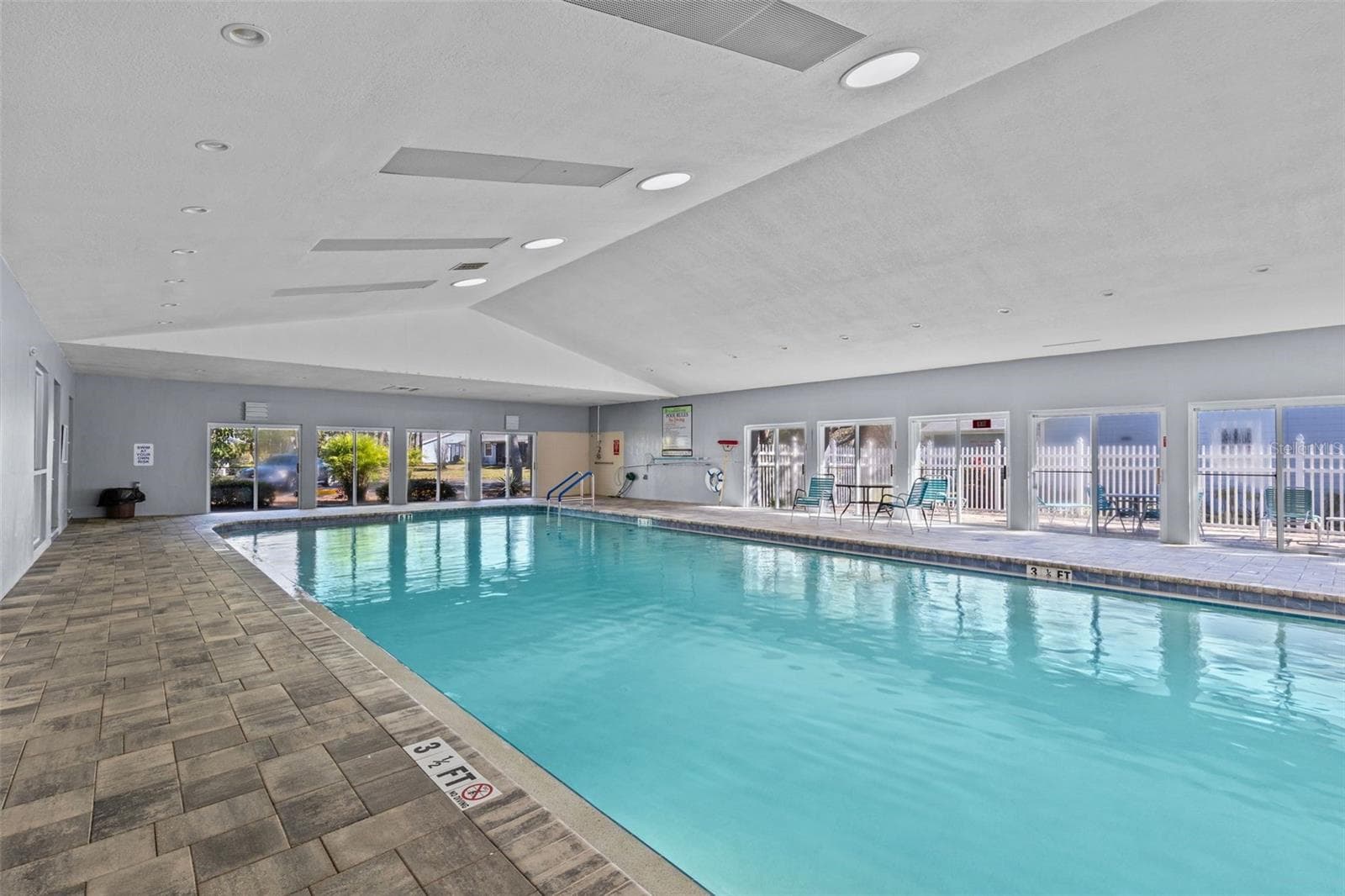 Villa at 39650 US HIGHWAY 19 N #651, TARPON SPRINGS, photo 47 of 55