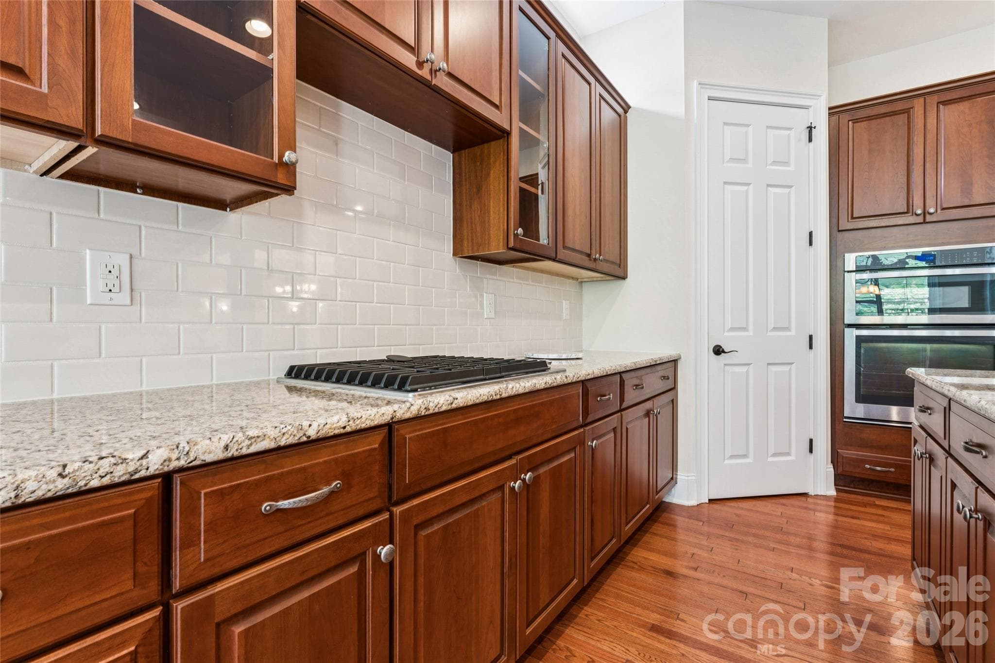 Single Family Residence at 16826 Coves Edge Lane, Charlotte, photo 9 of 40