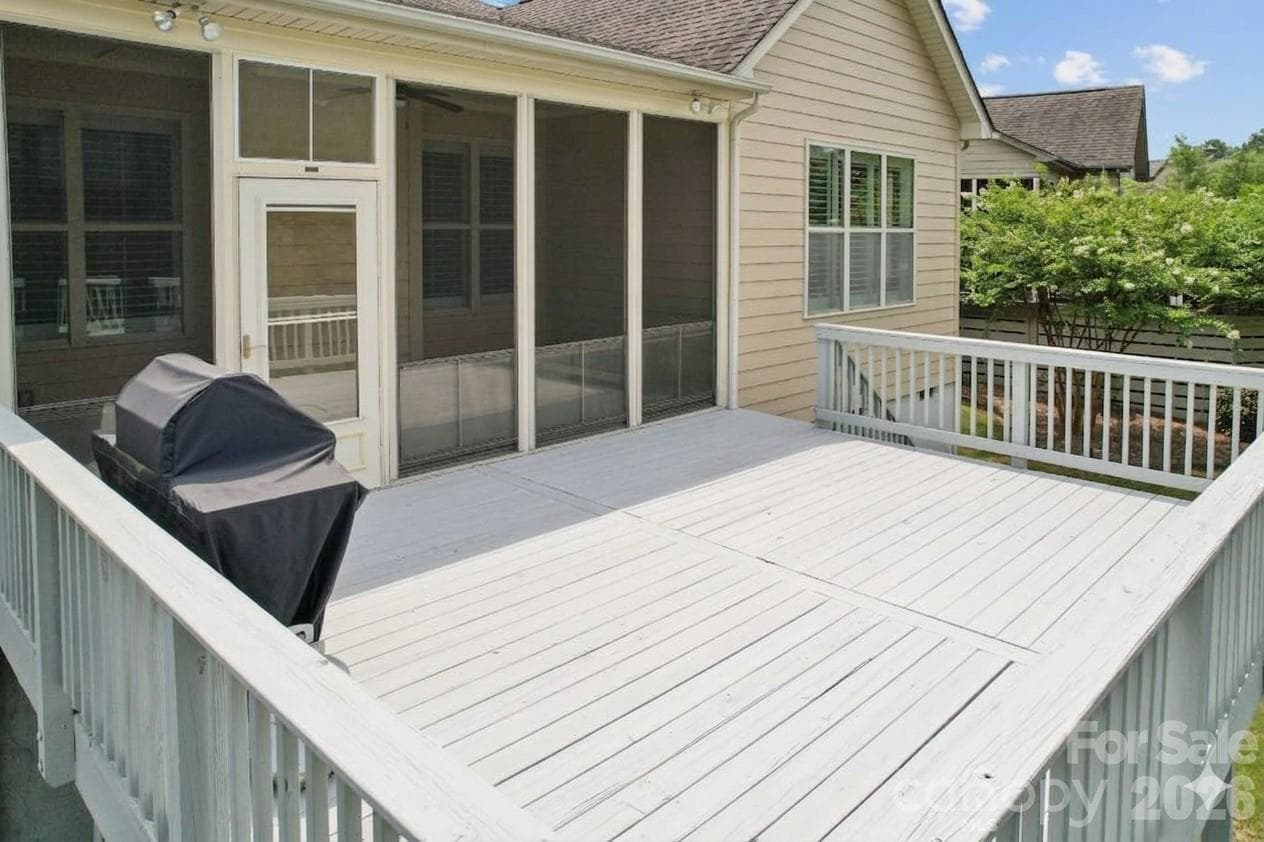 Single Family Residence at 16826 Coves Edge Lane, Charlotte, photo 32 of 40