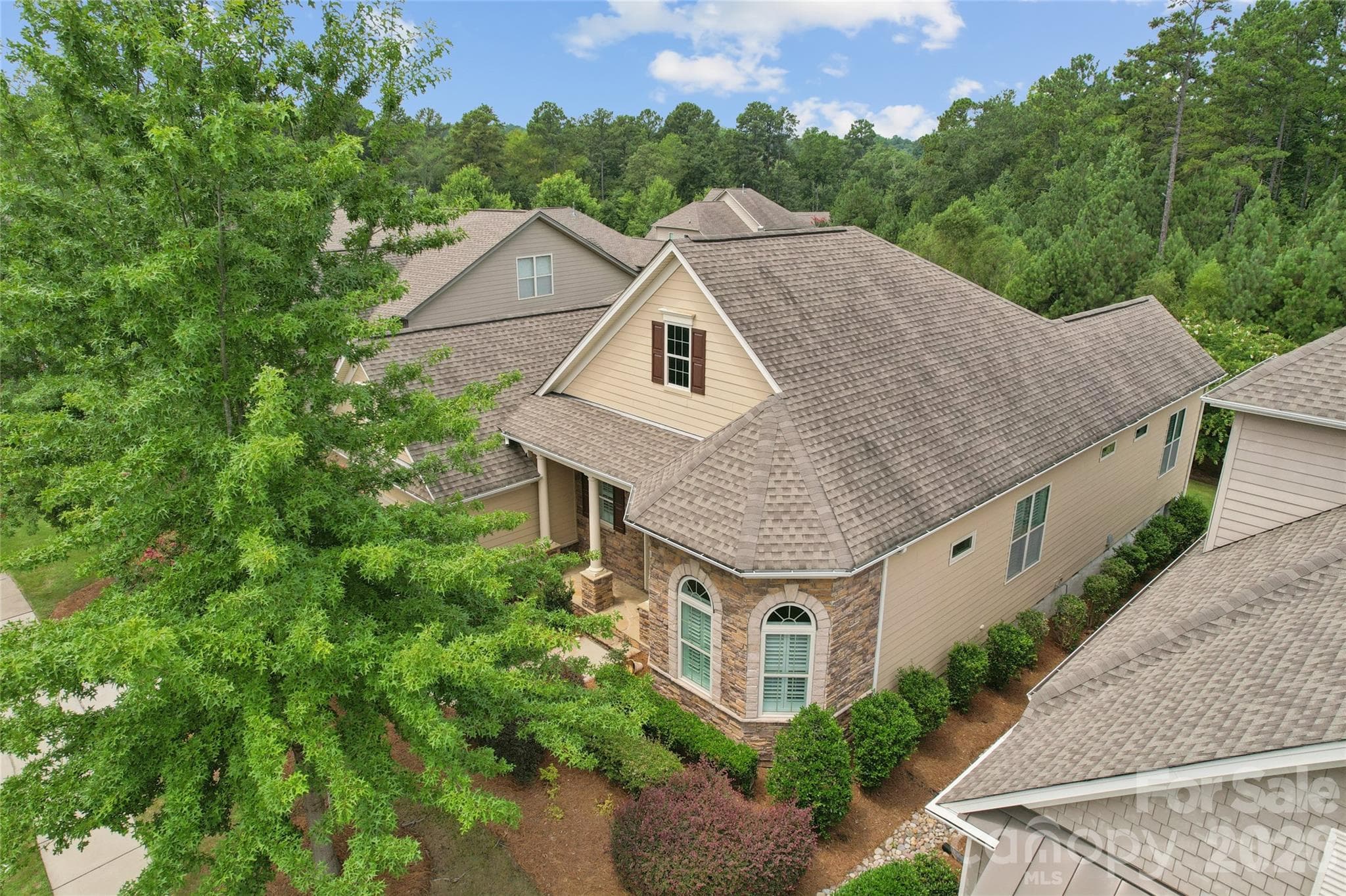 Single Family Residence at 16826 Coves Edge Lane, Charlotte, photo 37 of 40