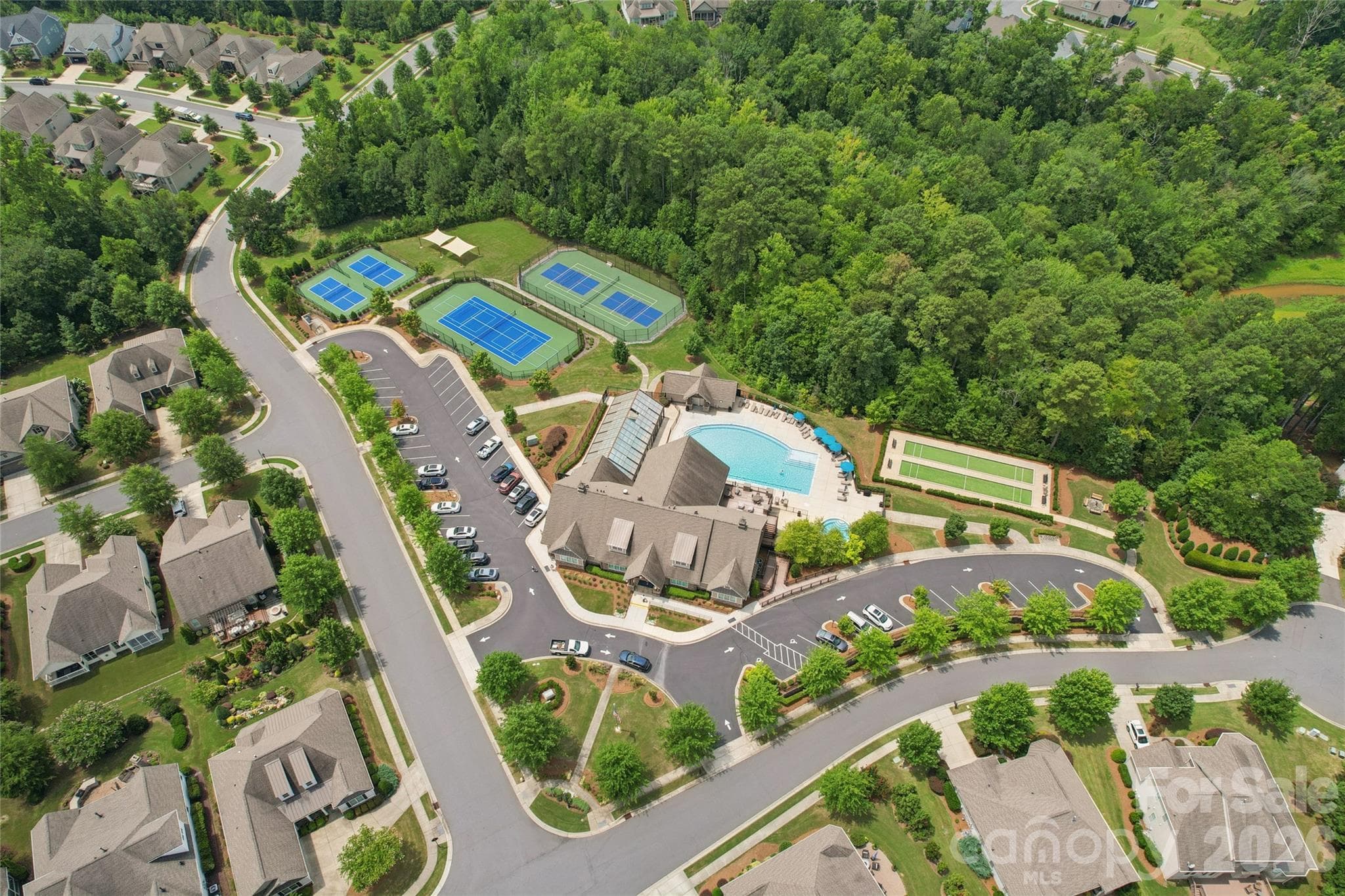 Single Family Residence at 16826 Coves Edge Lane, Charlotte, photo 39 of 40
